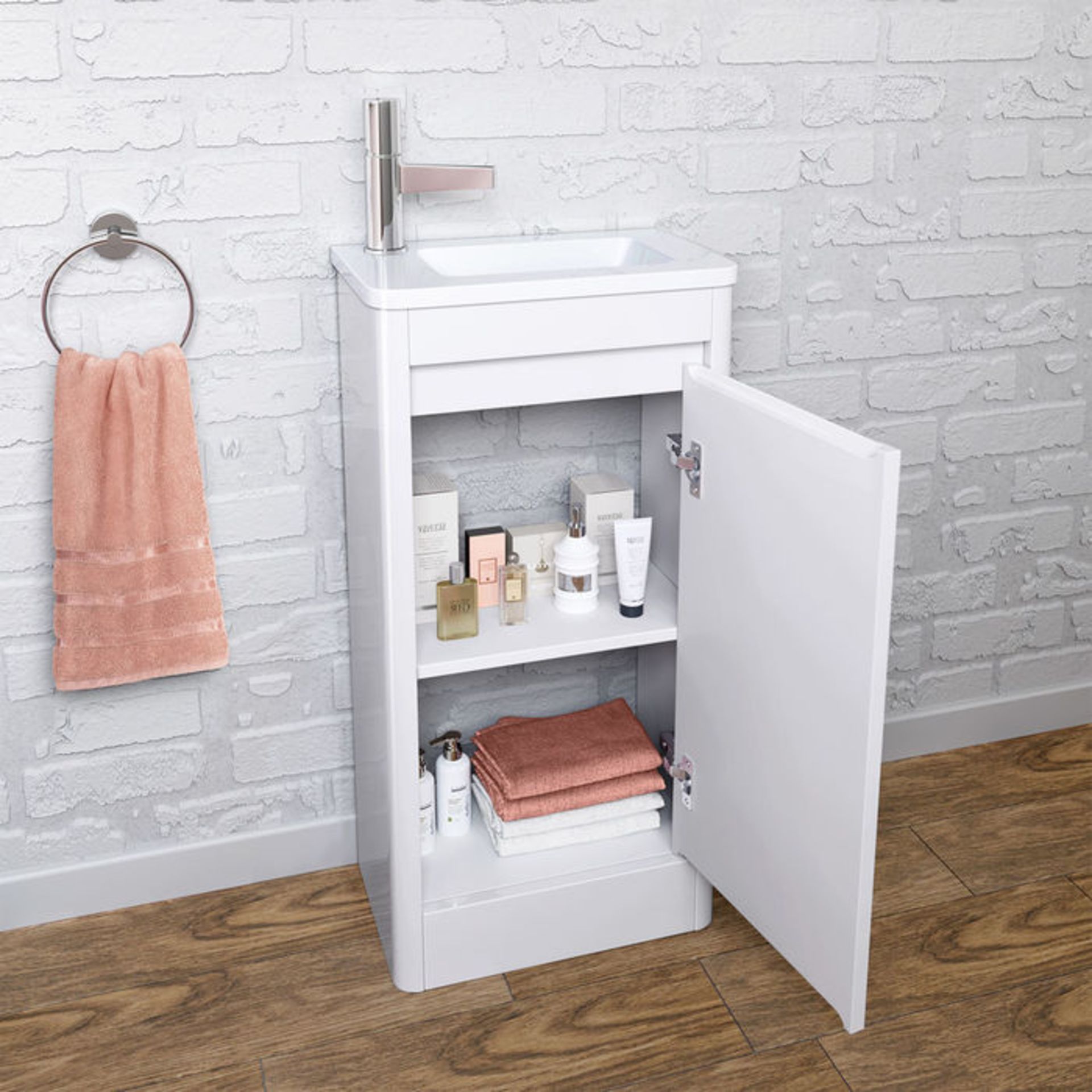 (MQ31) 400mm Denver White Left Hand Cloakroom Vanity Unit - Floorstanding. RRP £299.99. Comes... - Image 2 of 4