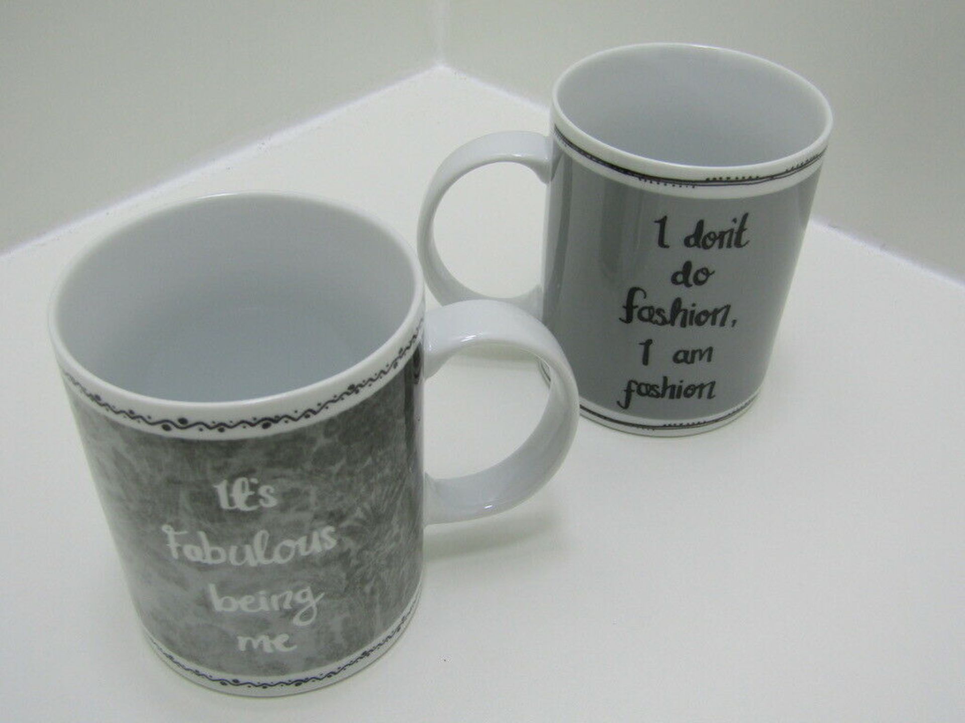 Set of 2 Novelty Mugs. Gift Boxed. Coffe Mugs. Large 11oz Volume. - Image 5 of 6