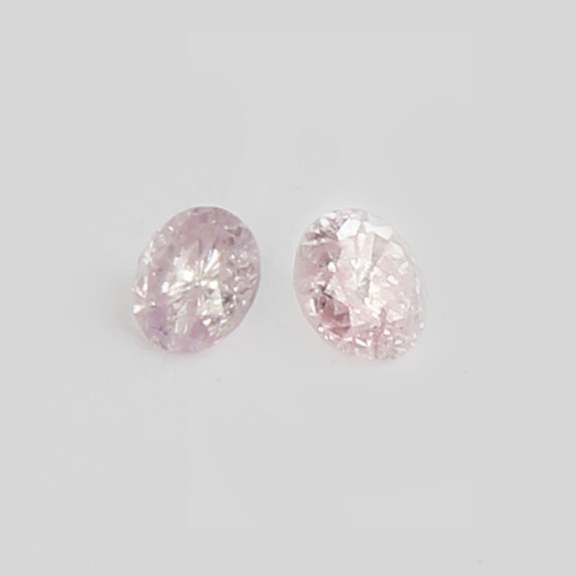 IGI Certified Pair Fancy Light Pink Diamonds Untreated - Image 2 of 7