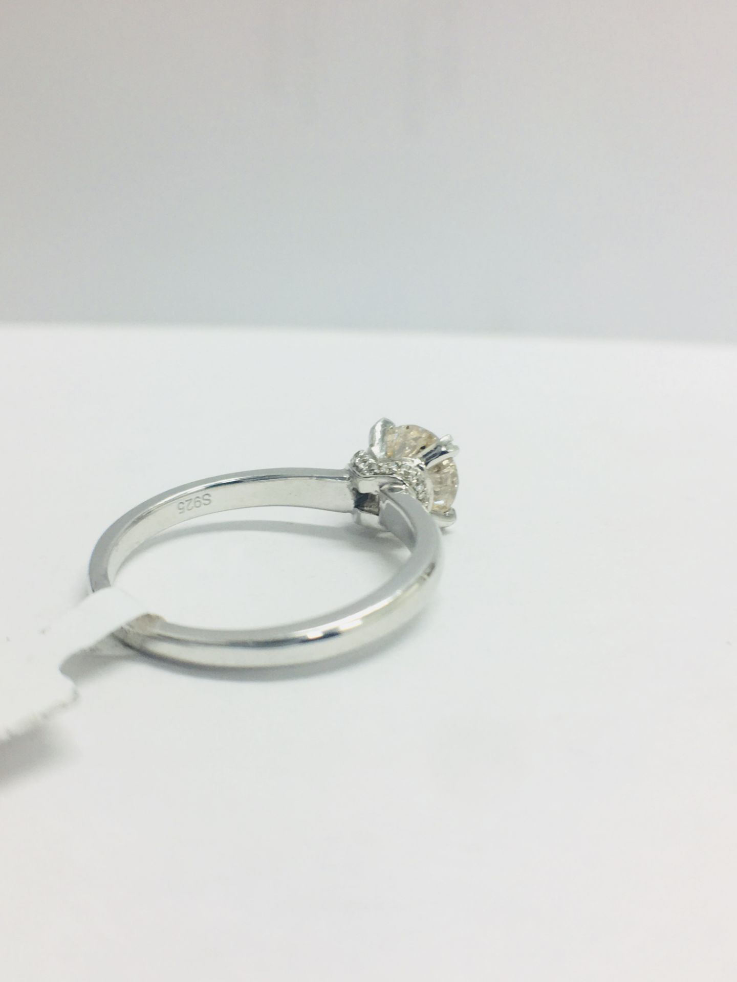 1ct Diamond Solitaire ring set in Platinum diamnd setting - Image 8 of 13