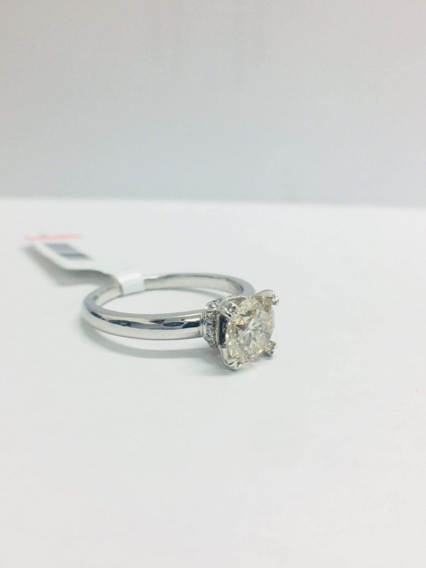 1ct Diamond Solitaire ring set in Platinum diamnd setting - Image 11 of 13