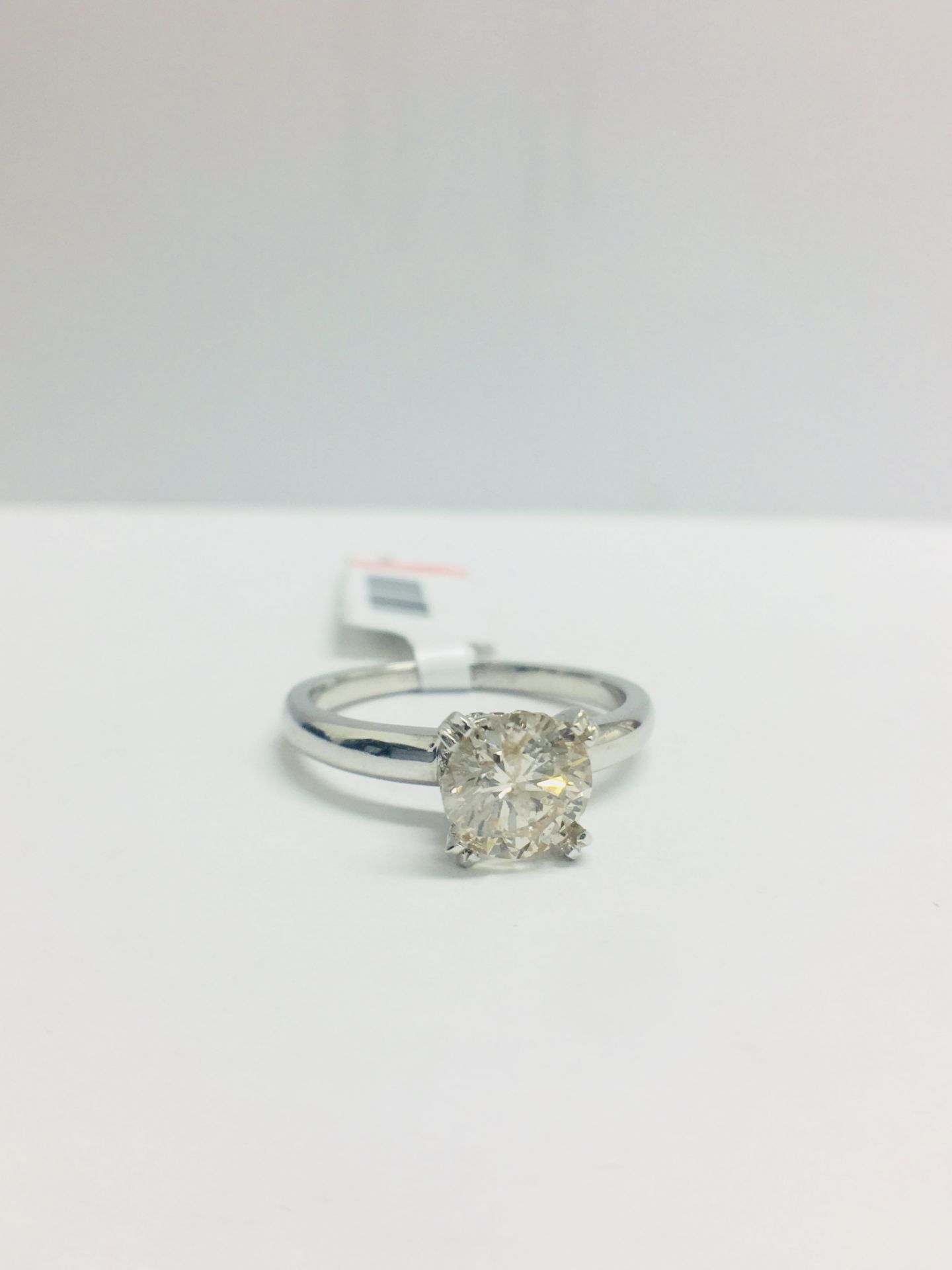 1ct Diamond Solitaire ring set in Platinum diamnd setting - Image 12 of 13