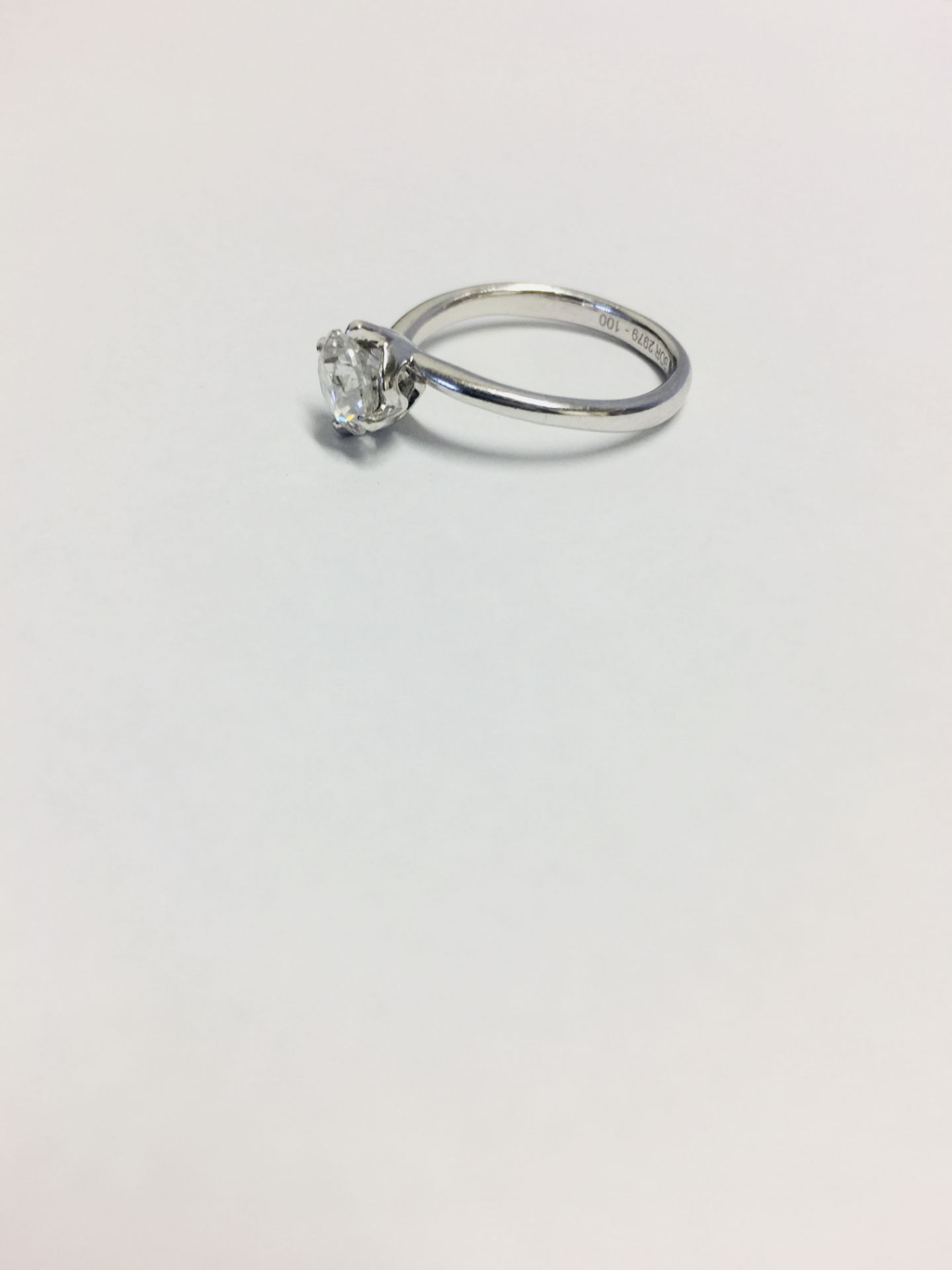 1.01ct brilliant cut diamond solitaire ring - Image 2 of 6