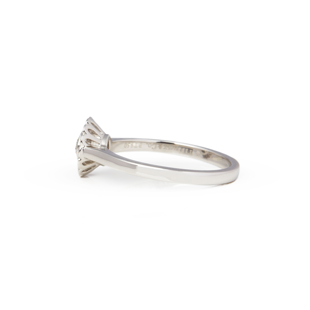 Platinum Diamond Flower Enchant Ring - Image 8 of 9