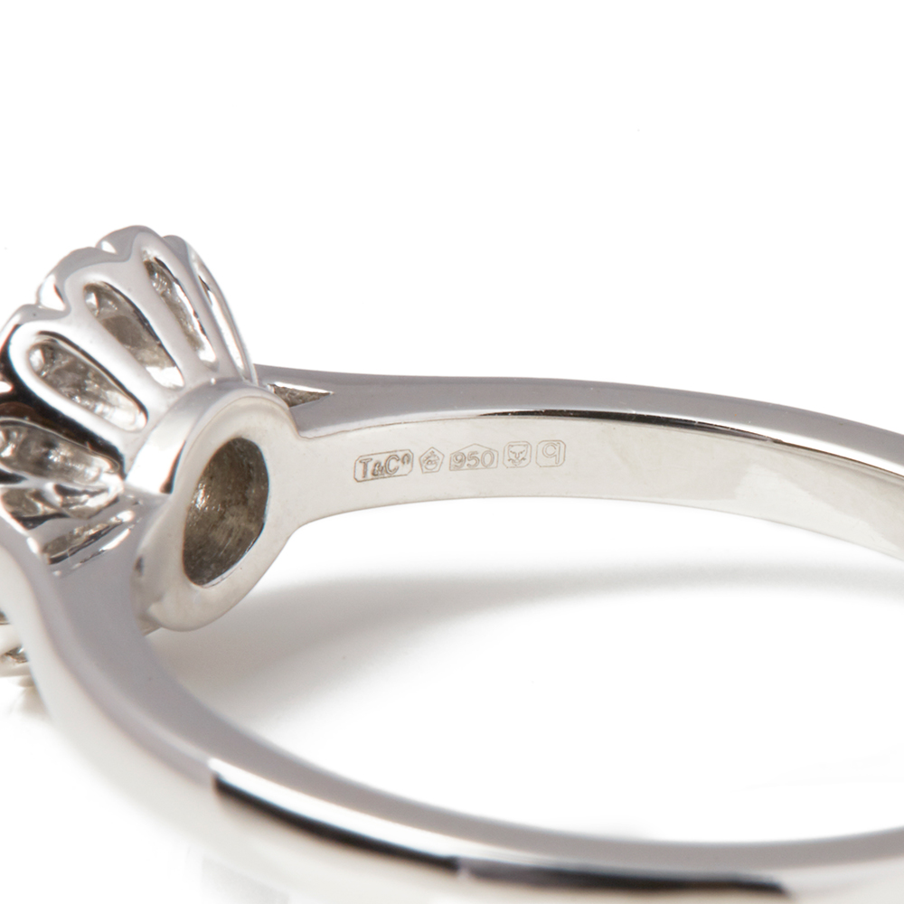 Platinum Diamond Flower Enchant Ring - Image 4 of 9