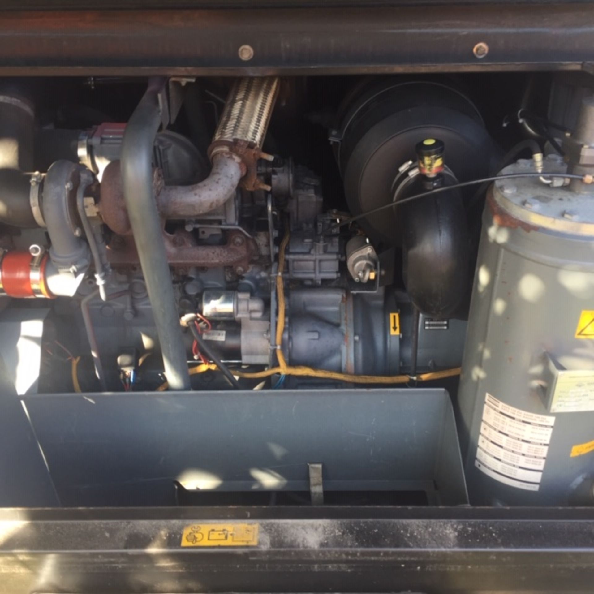 Atlas Copco XAS18600 400CFM Compressor - Image 4 of 10