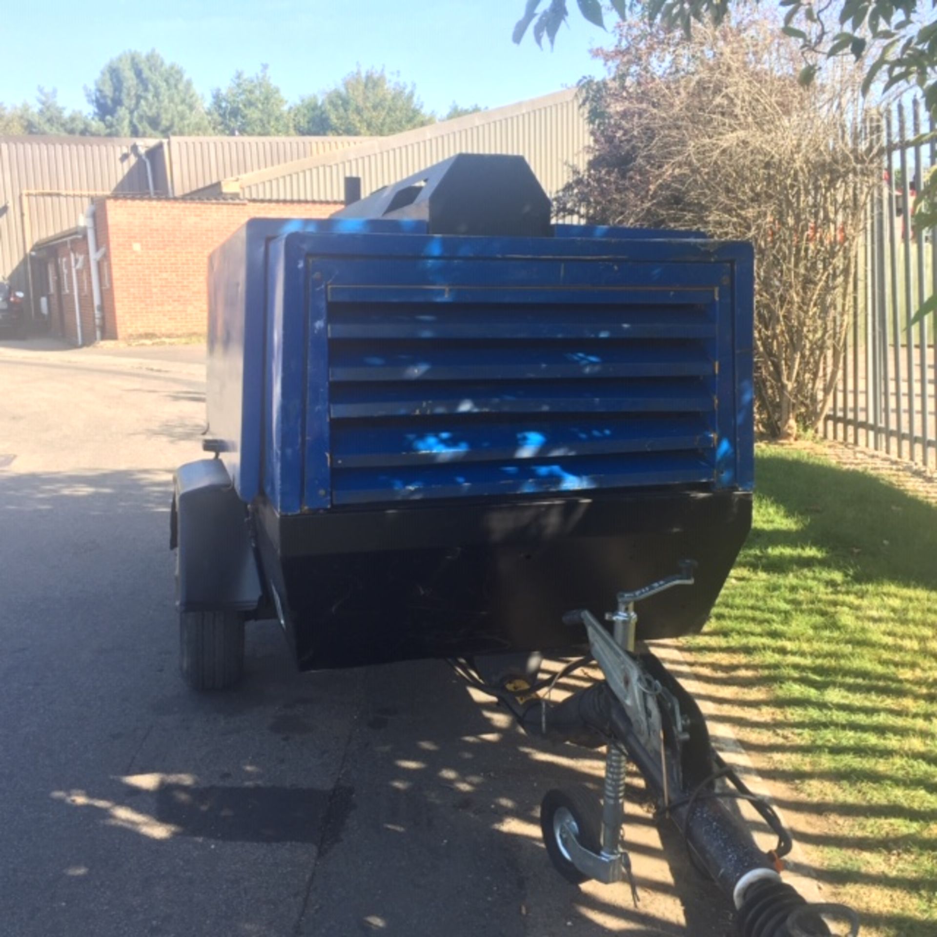 Atlas Copco XAS18600 400CFM Compressor - Image 9 of 10