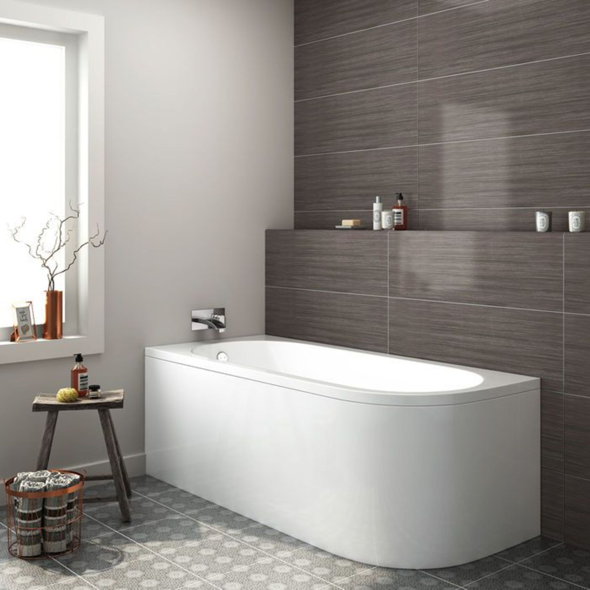 (RK7) 1700x750mm Denver Corner Back to Wall Bath . RRP £449.99. Comes complete with side panel...