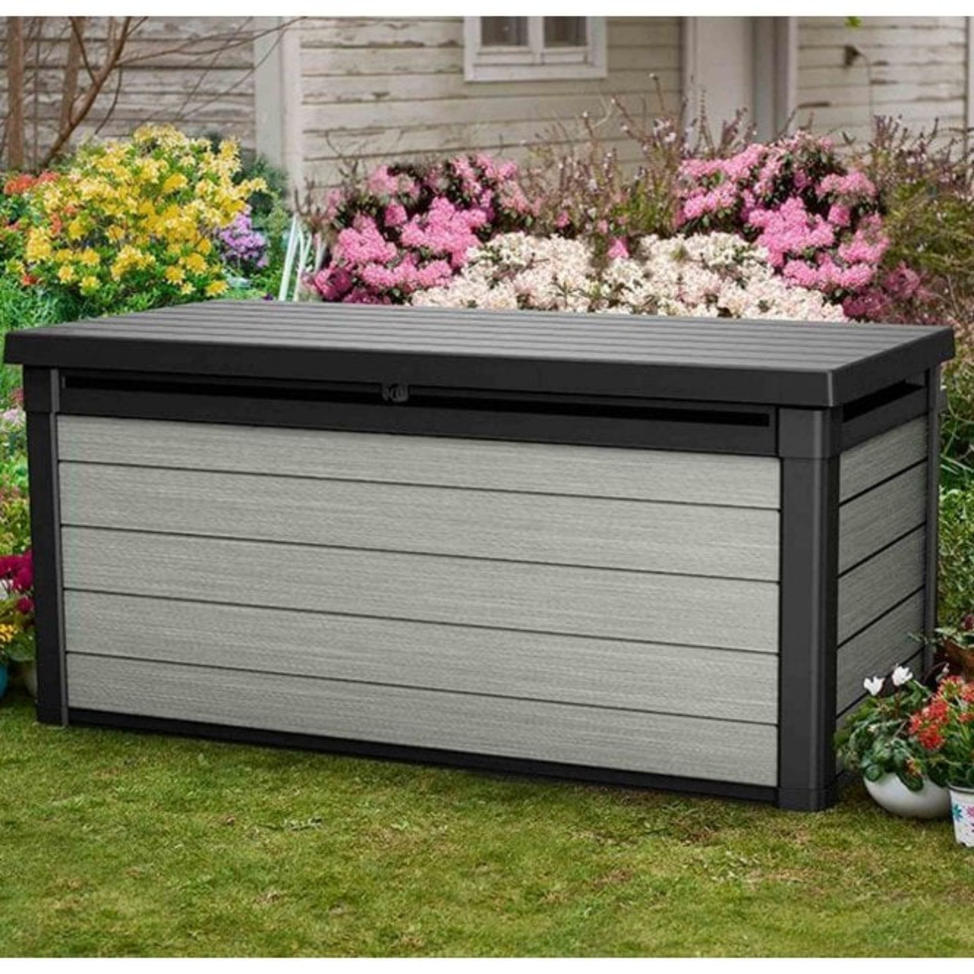 Keter Denali 150L Deck Box Sturdy and versatile, the Denali 150L Deck Box is the perfect solution to - Image 3 of 3