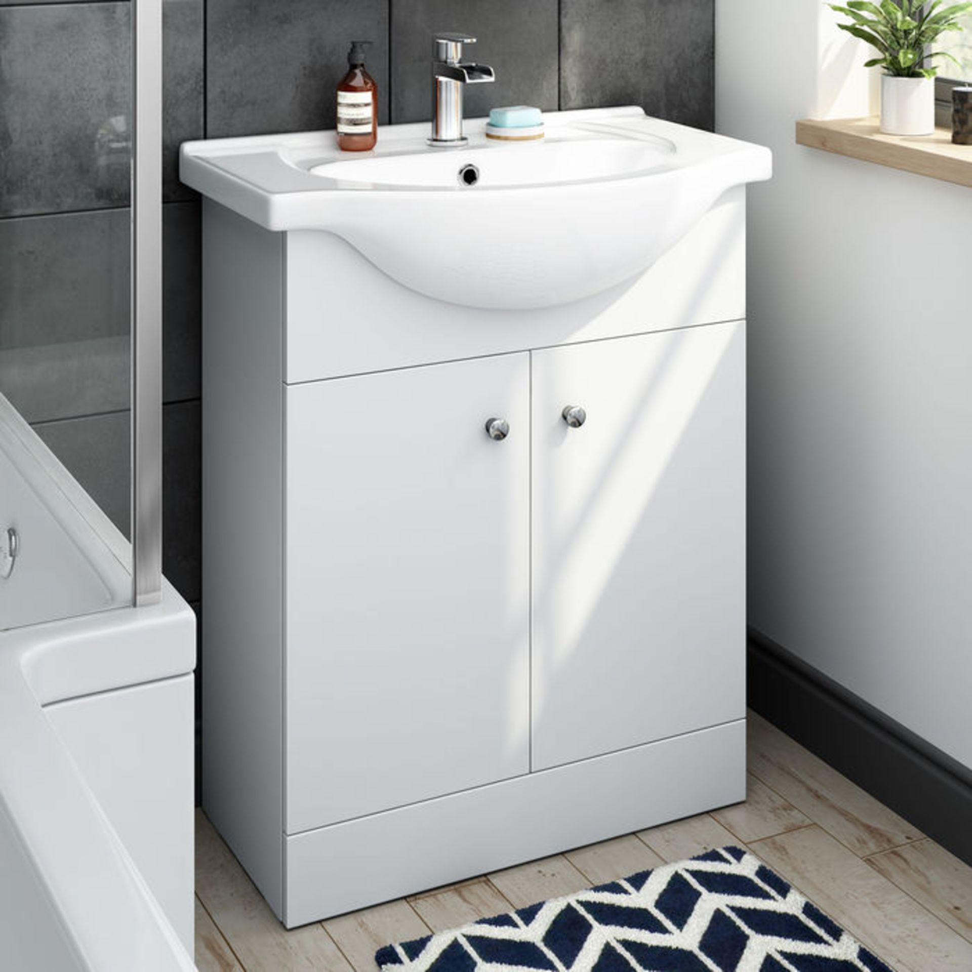 (J29) 650MM QUARTZ GLOSS WHITE BUILT IN BASIN CABINET. RRP £399.99. Comes complete with basin....