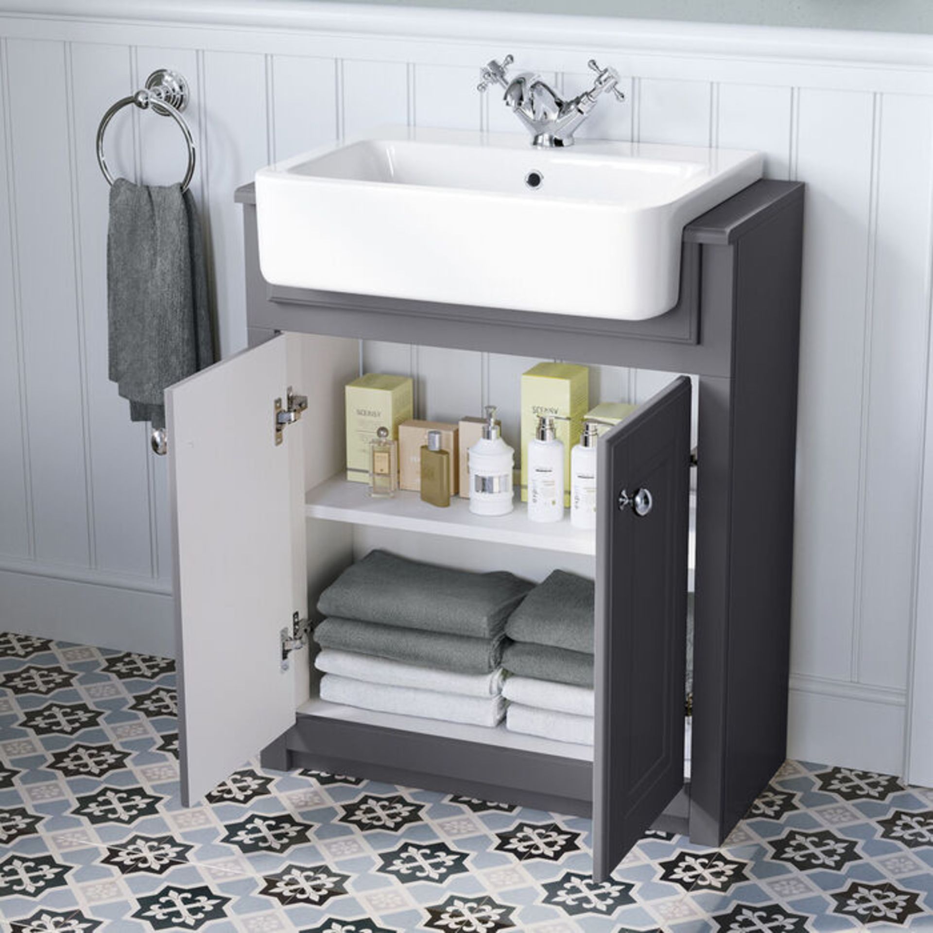 (G31) 667mm Cambridge Midnight Grey FloorStanding Sink Vanity Unit. RRP £499.99. Space saving ... - Image 2 of 4