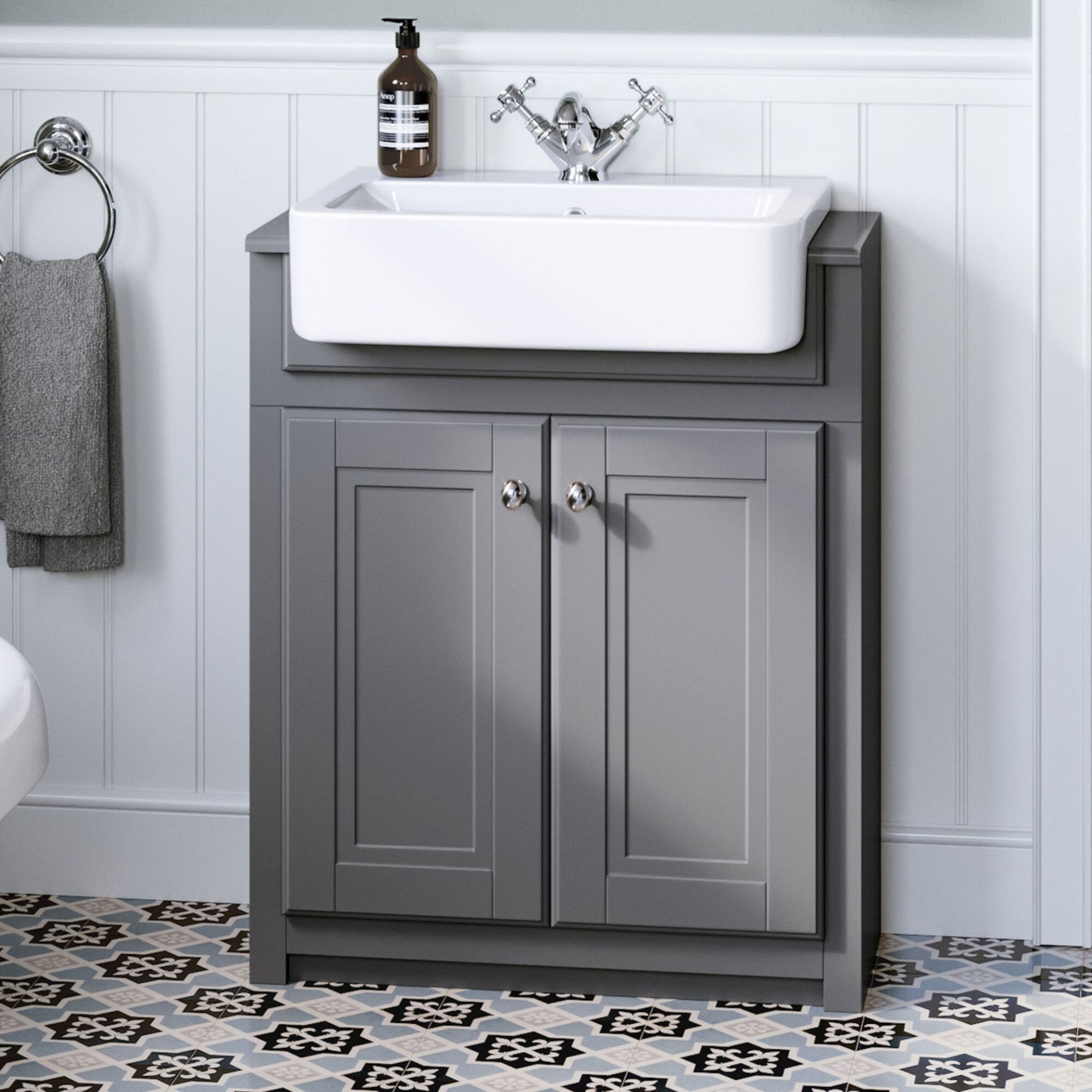 (G31) 667mm Cambridge Midnight Grey FloorStanding Sink Vanity Unit. RRP £499.99. Space saving ...