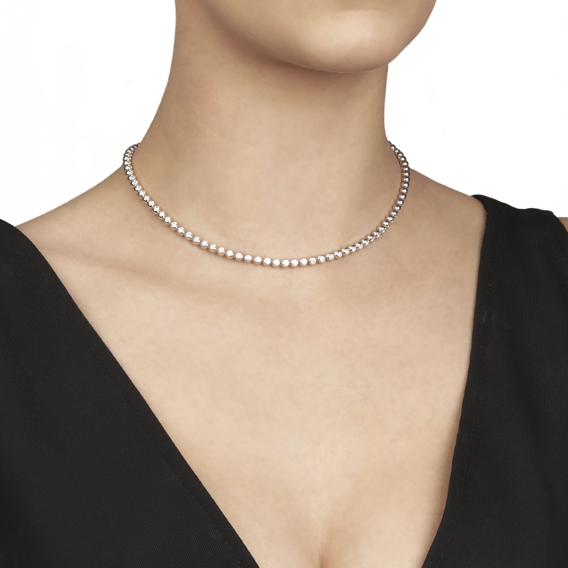 18k White Gold Beaded 4.50ct Diamond Necklace - Image 5 of 9