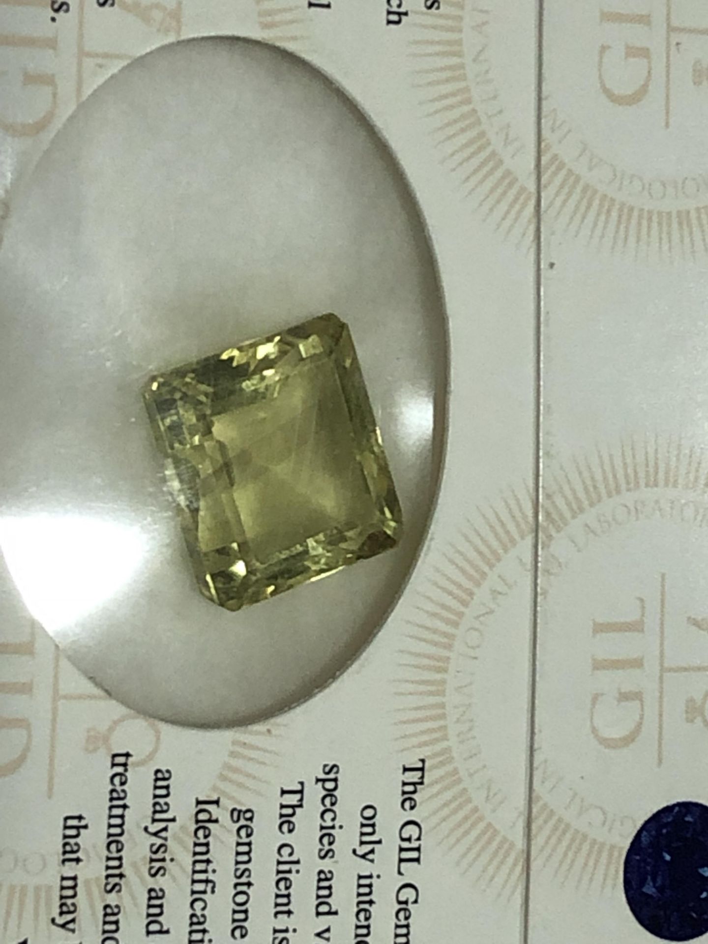 18.16ct Natural Quartz with GIL Certificate - Image 4 of 6