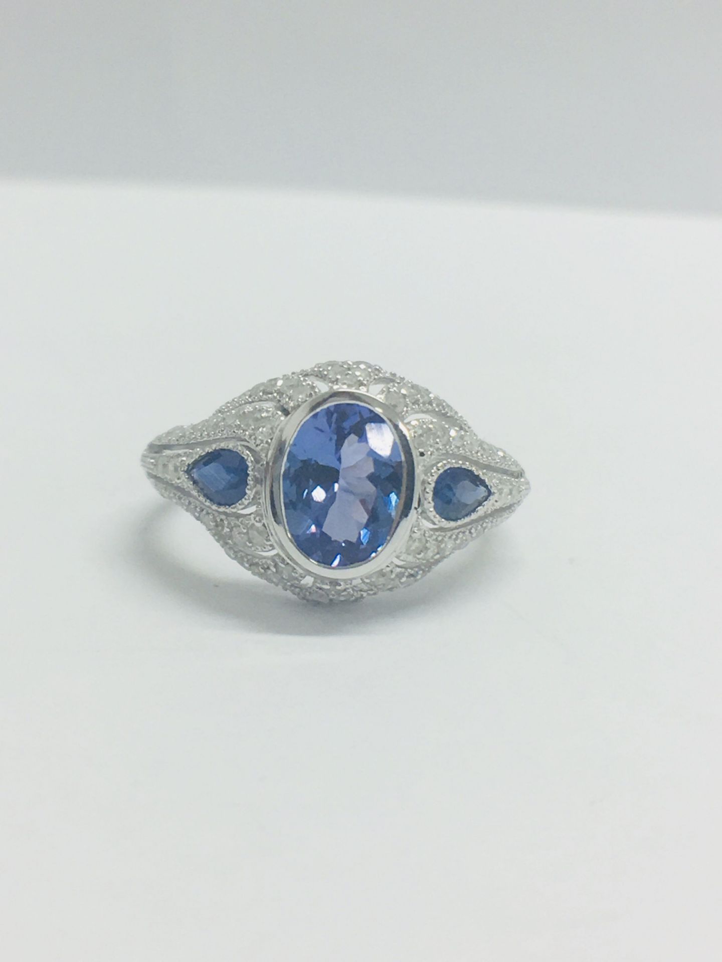 18ct White Gold Tanzanite & Diamond Ring