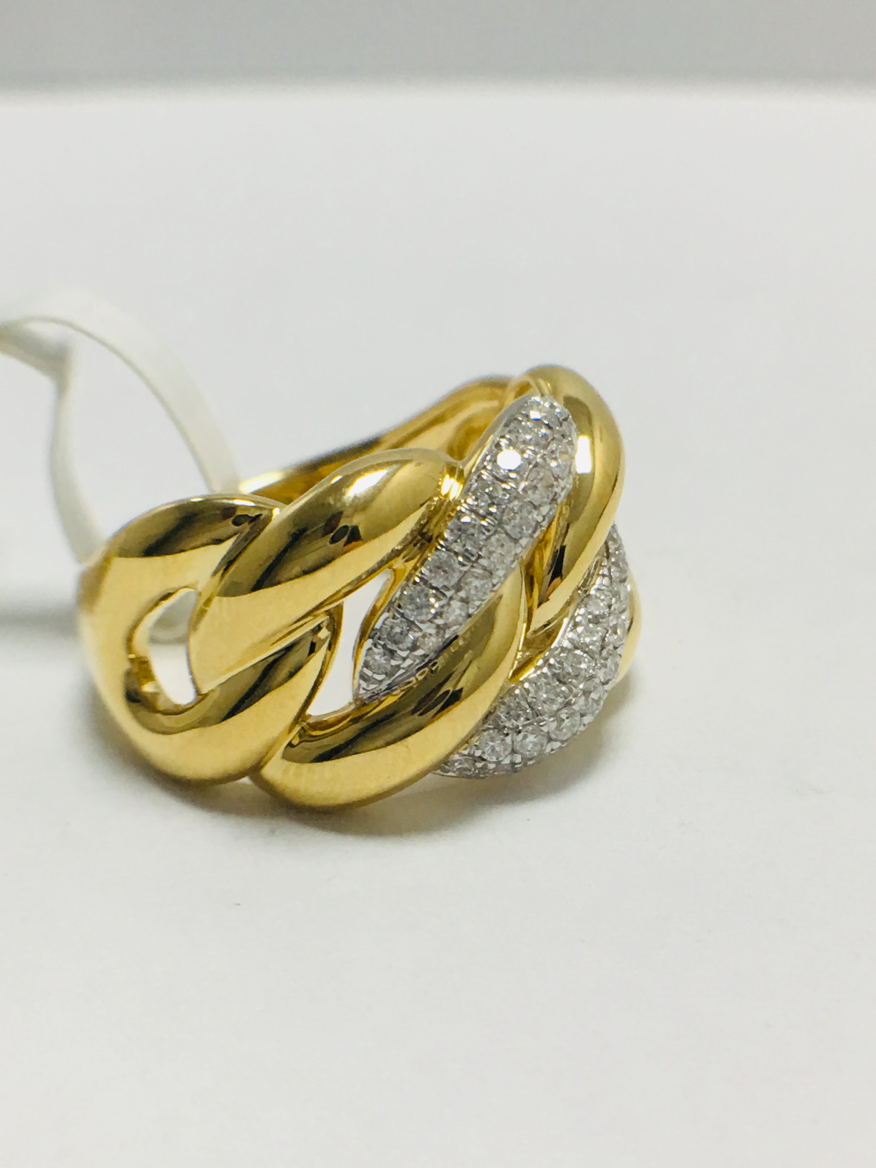 18ct Yellow Diamond Set Curb Style Ring - Image 7 of 9