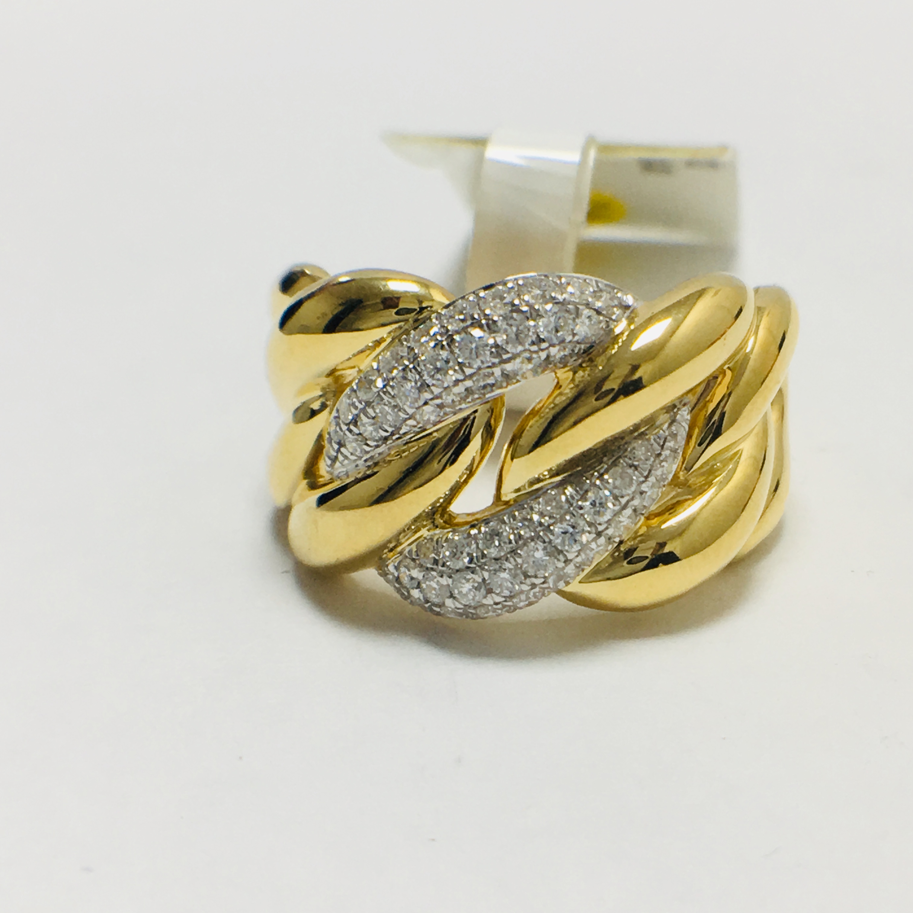 18ct Yellow Diamond Set Curb Style Ring