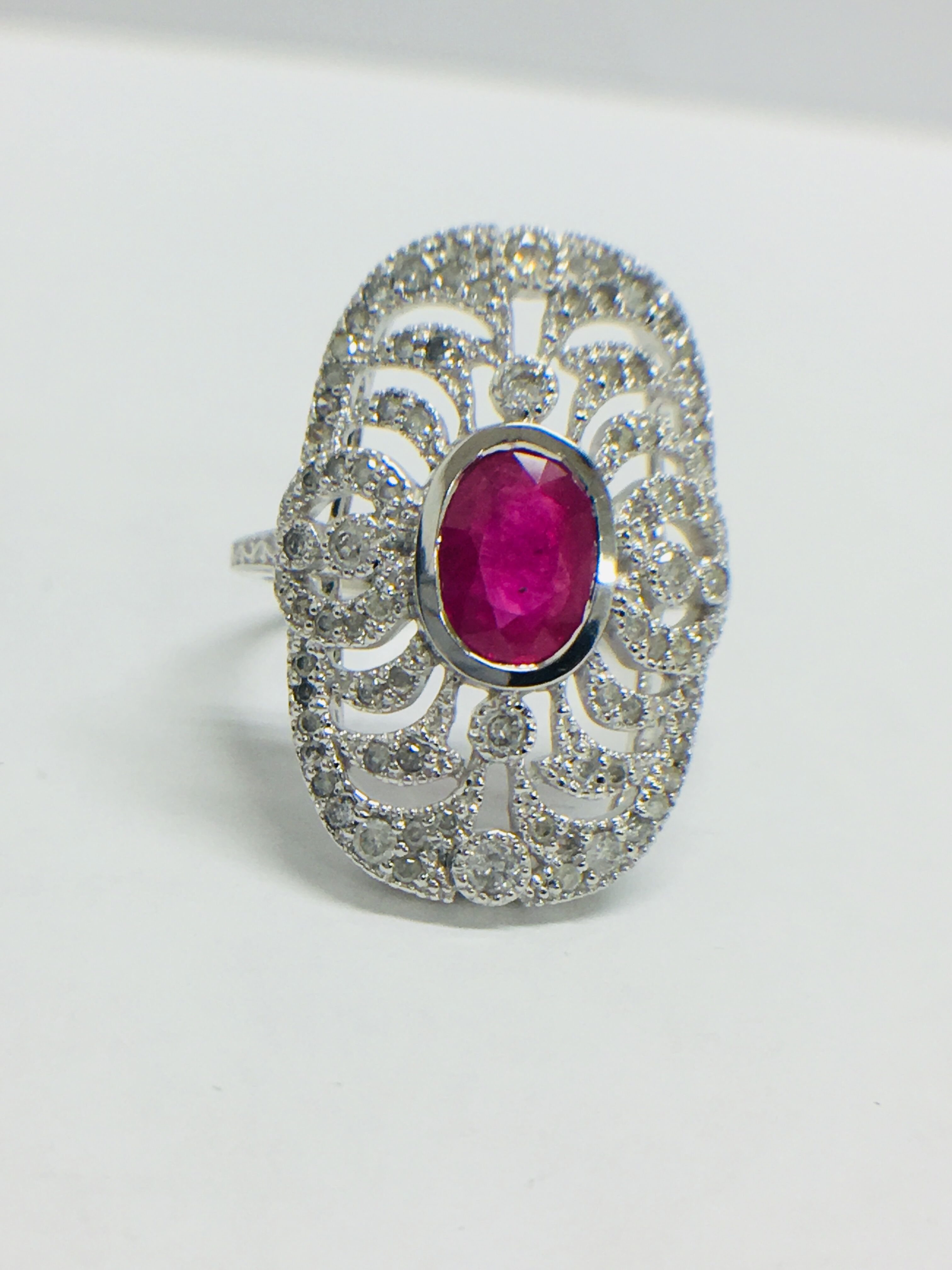 18ct White Gold Ruby & Diamond Ring - Image 9 of 11