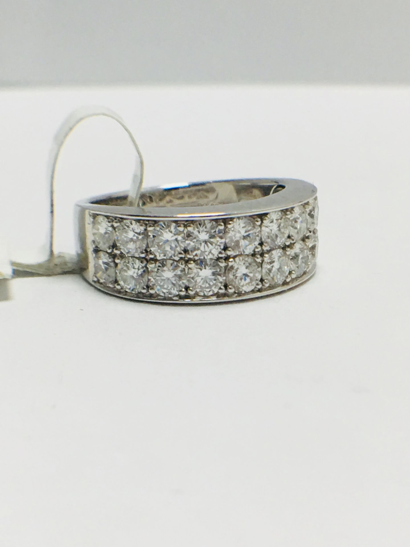 18ct Diamond Dress Ring - Image 9 of 11