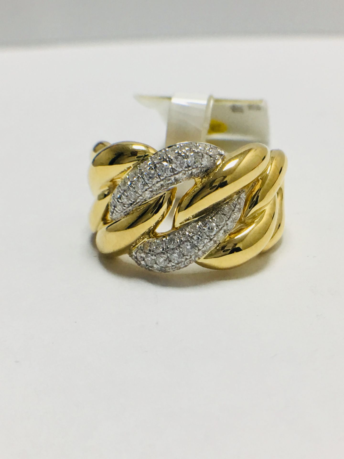 18ct Yellow Diamond Set Curb Style Ring - Image 2 of 9