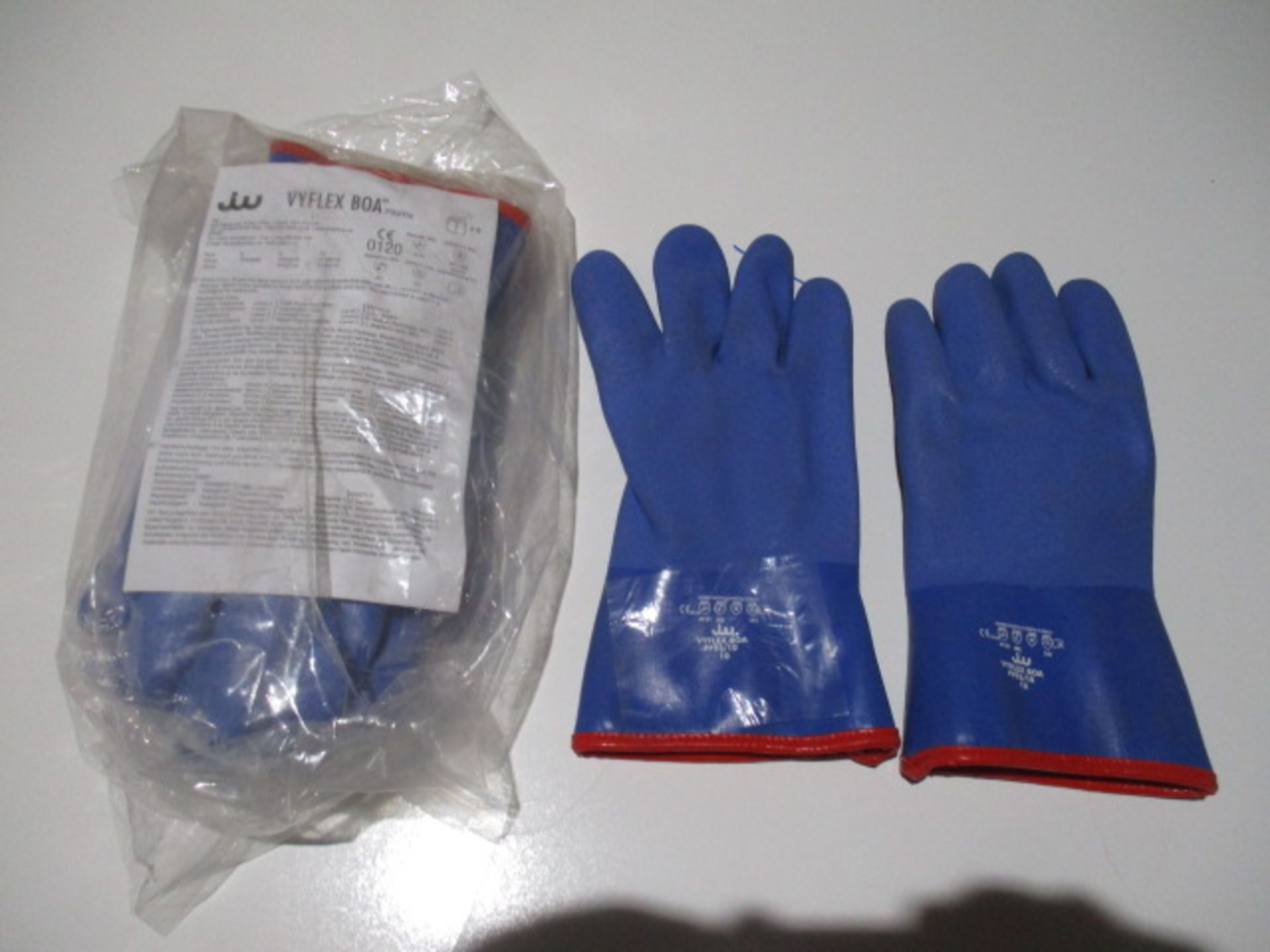 10. pairs brand new sealed Gauntlet gloves