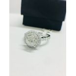 1ct Centre Diamond