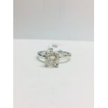 1ct Diamond Solitaire ring set in Platinum diamnd setting