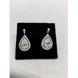 2.04ct diamond drop earrings