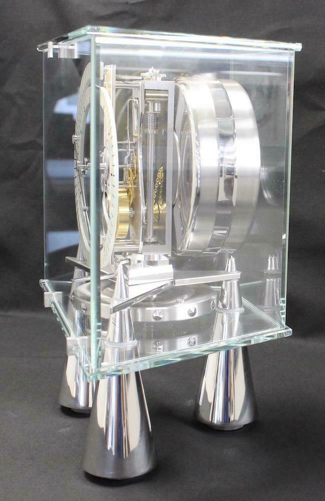 Stunning Very Rare Collectable Jaeger-LeCoultre Atmos Clock Perpetuelle 3000 2008 - Image 2 of 3