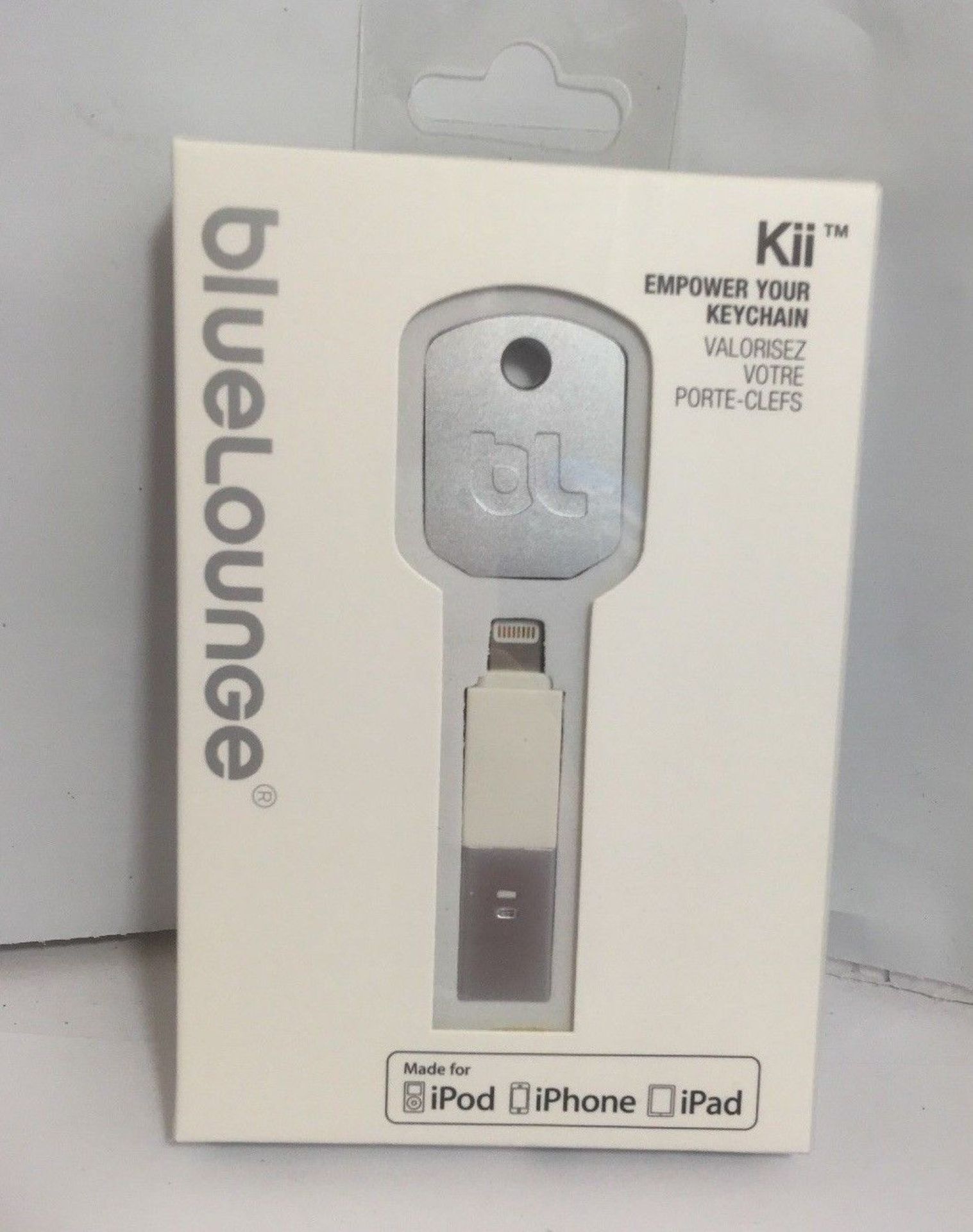 Bluelounge Kii USB(M) to Lightning(M) Adapter for Apple devices - White