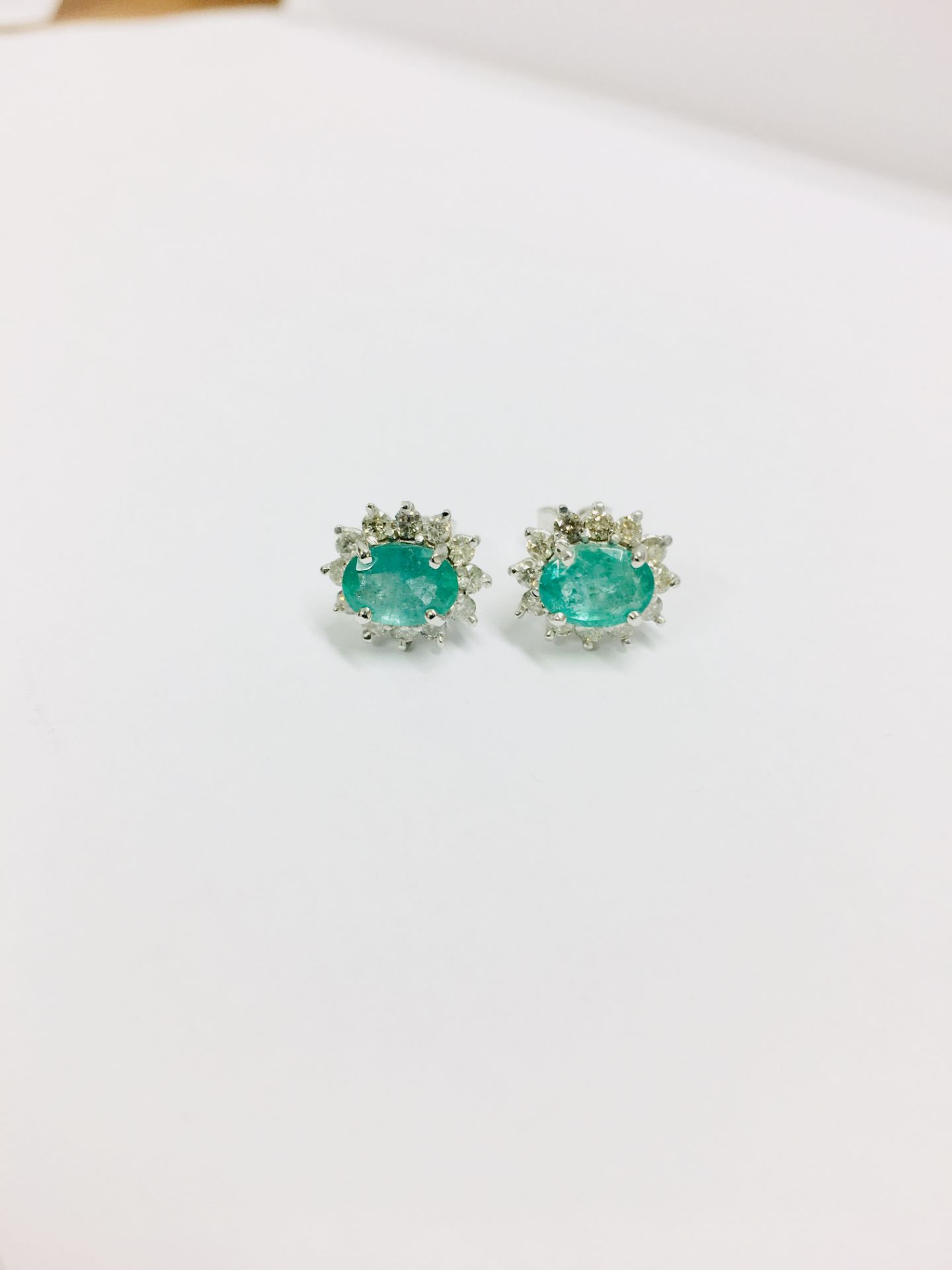 1.60Ct Emerald And Diamond Cluster Style Stud Earrings. - Image 4 of 4