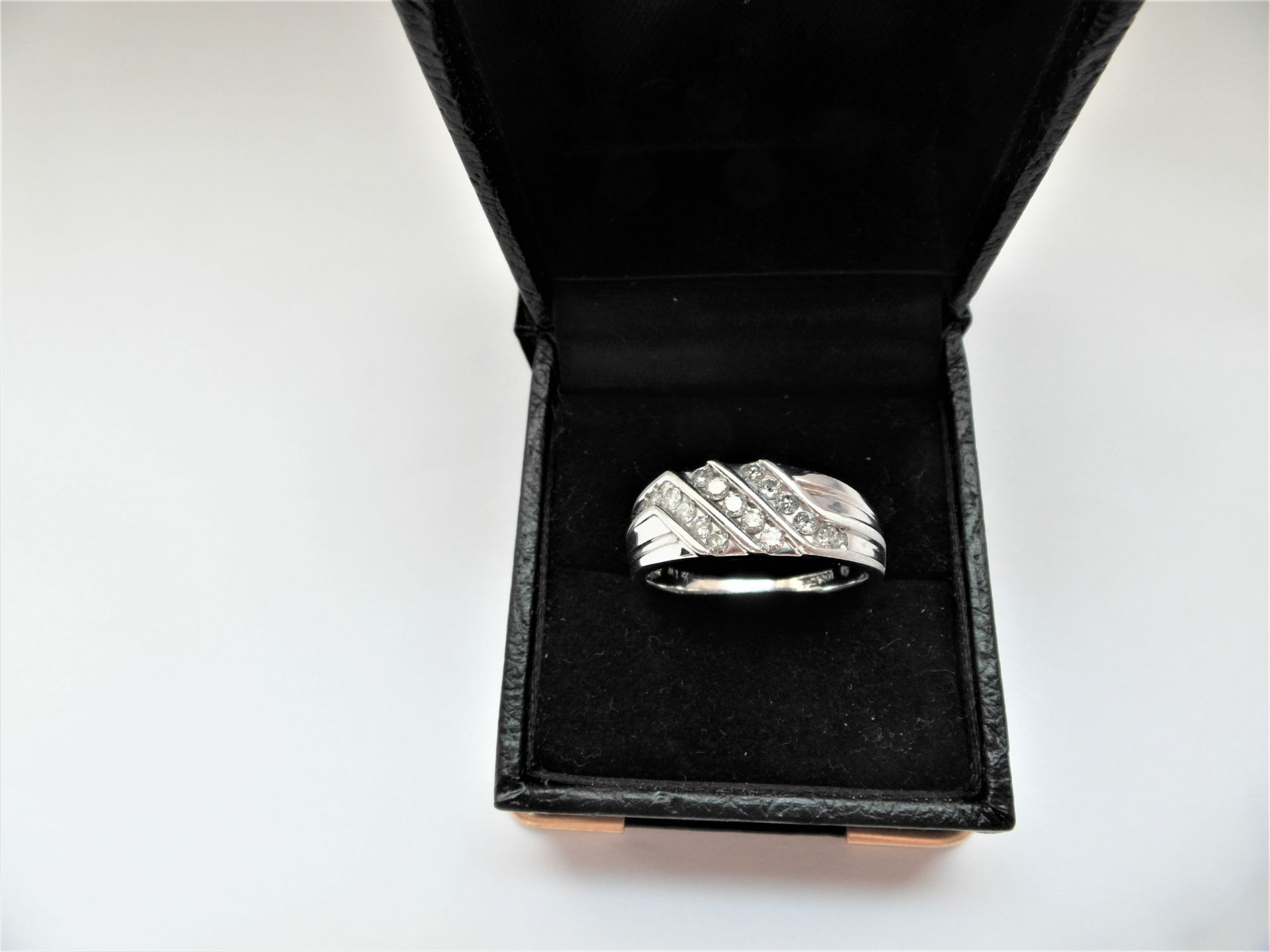 10Ct White Gold Diamond Diagonal Half Hoop Ring - Image 2 of 4