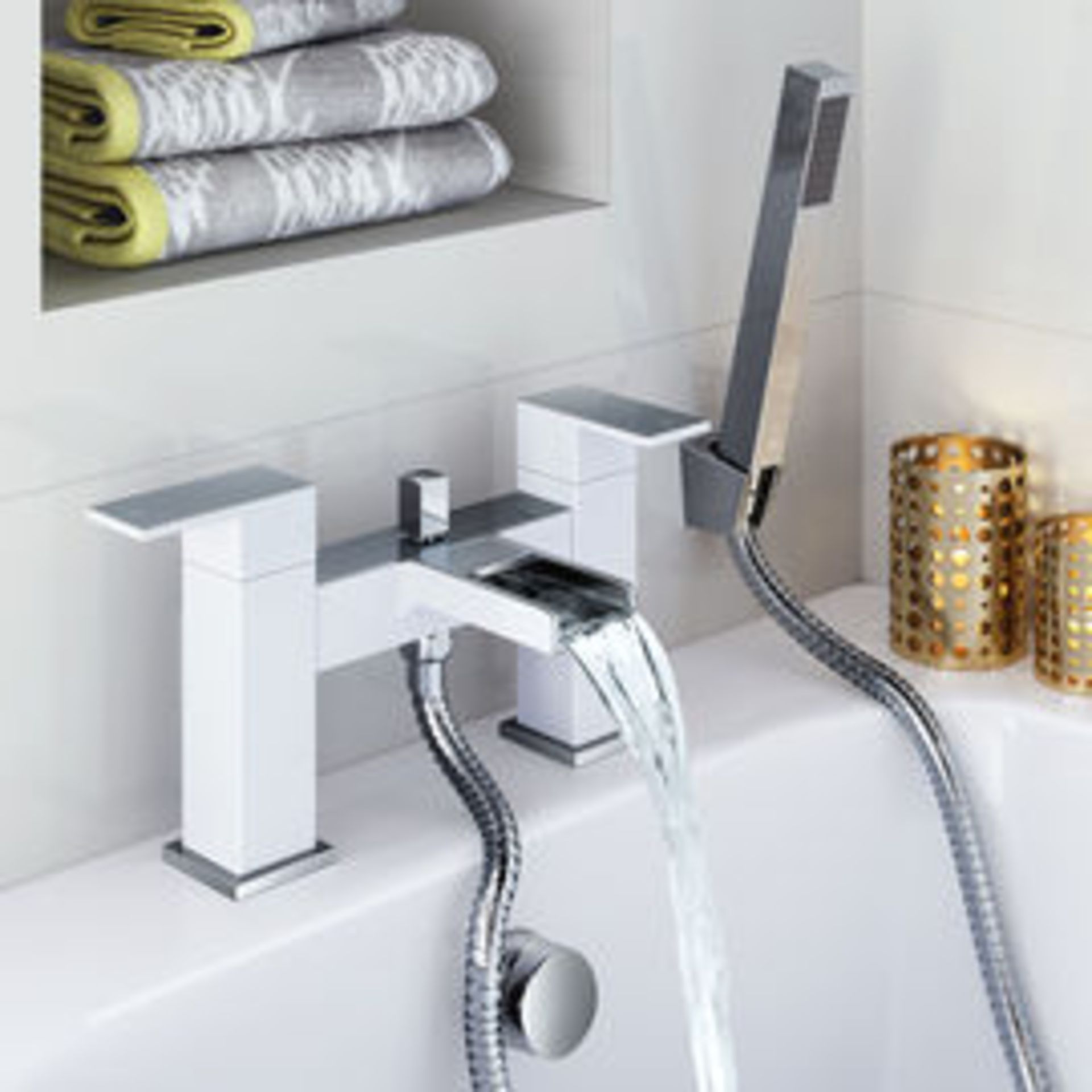 (M1050) White Niagra II Waterfall Bath Mixer Tap with Handheld Shower 1/4 turn solid brass val...
