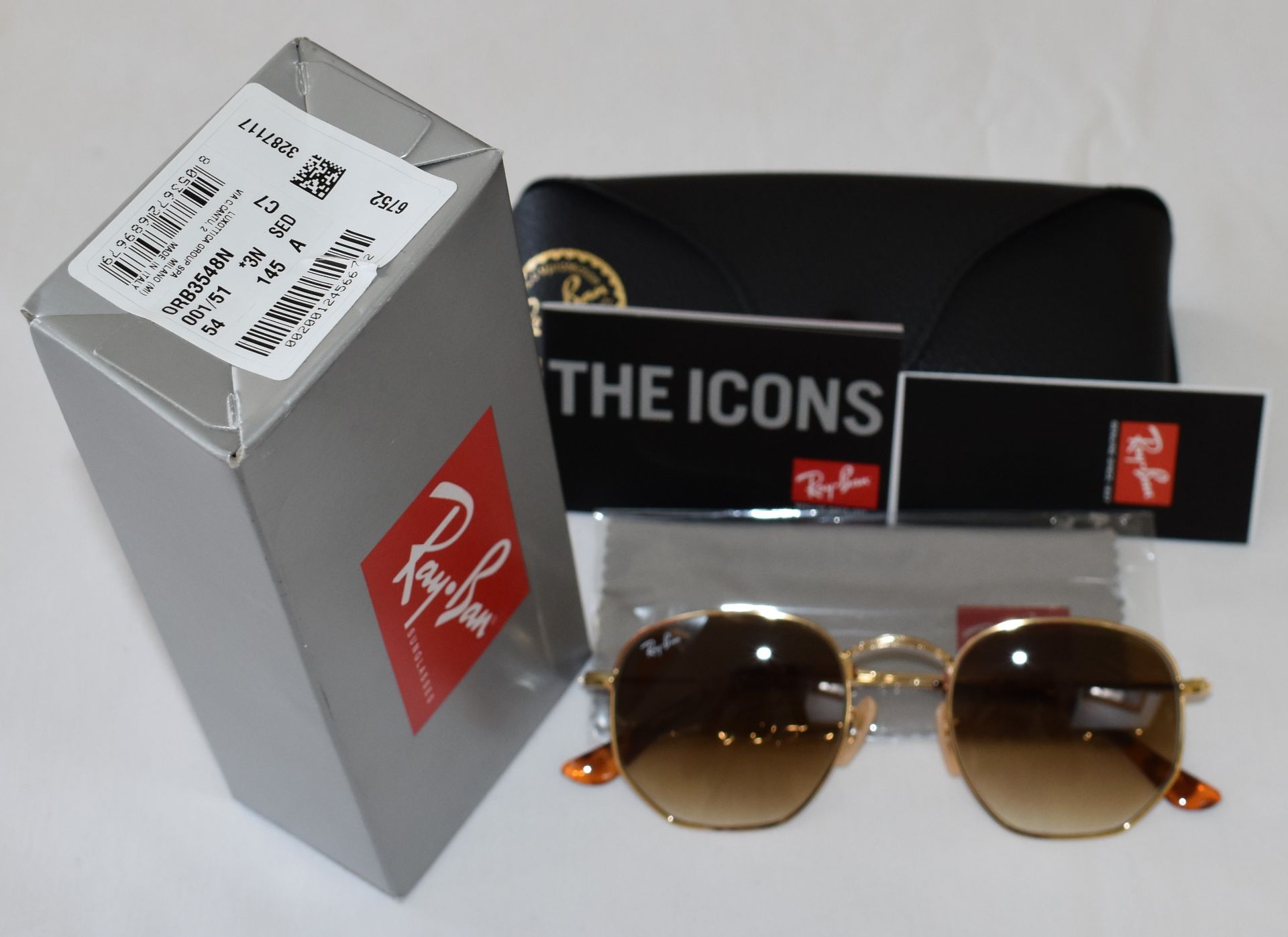 Ray Ban Sunglasses ORB3548N 001/51 - Image 2 of 2