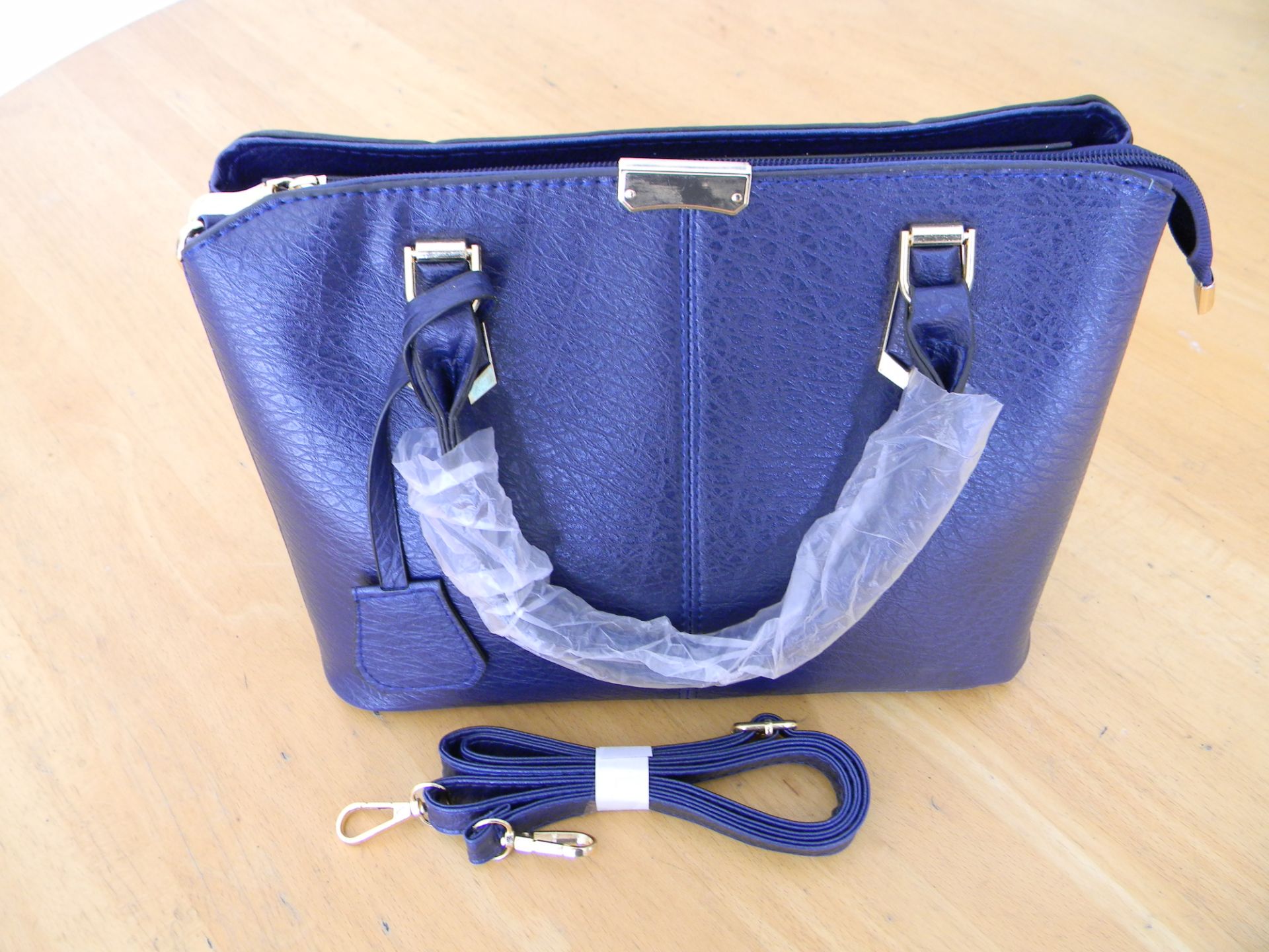 Black Top handle satchel bags for ladies set vegan leather hand bag/purse/wallet/card holder - Image 2 of 3