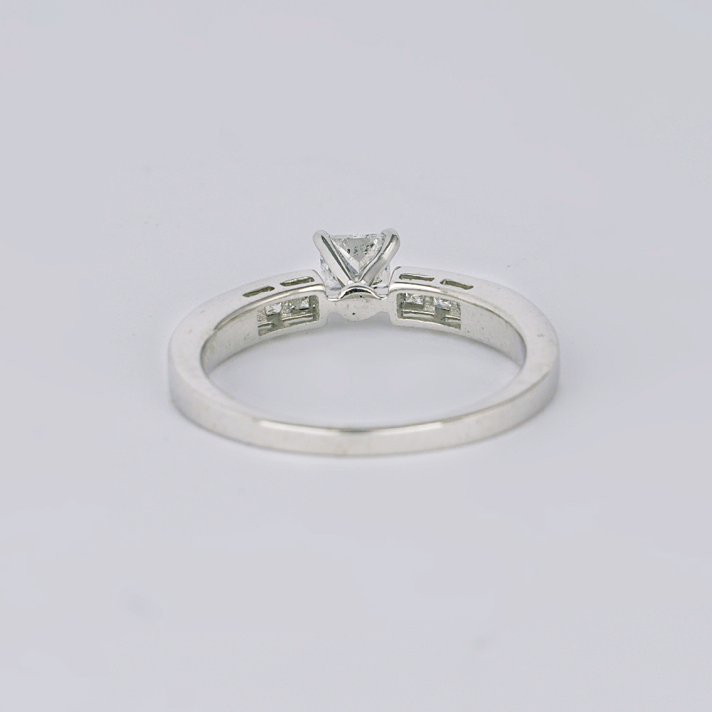 14 K / 585 White Gold Solitaire Diamond Ring - Image 6 of 6