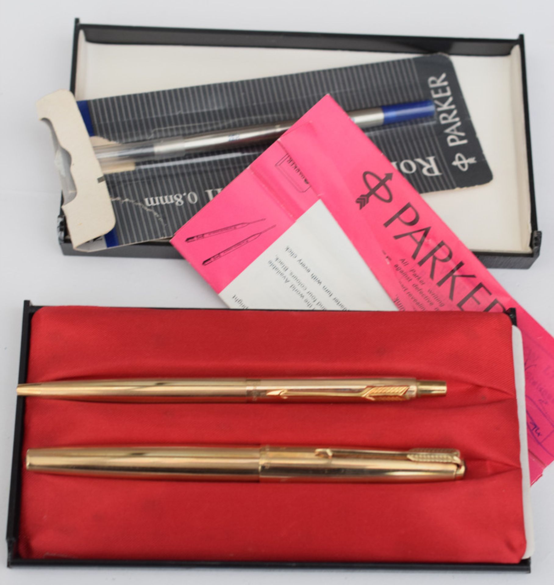 Gold Coloured Parker Fountain Pen And Biro Pen Set - Image 3 of 3