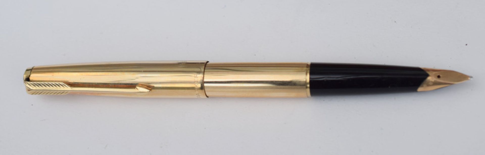 Gold Coloured Parker Fountain Pen And Biro Pen Set - Image 2 of 3