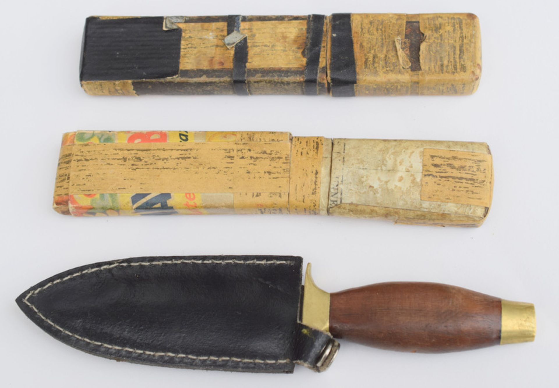 Sheath Knife And Two Cut Throat Razors - Image 6 of 6