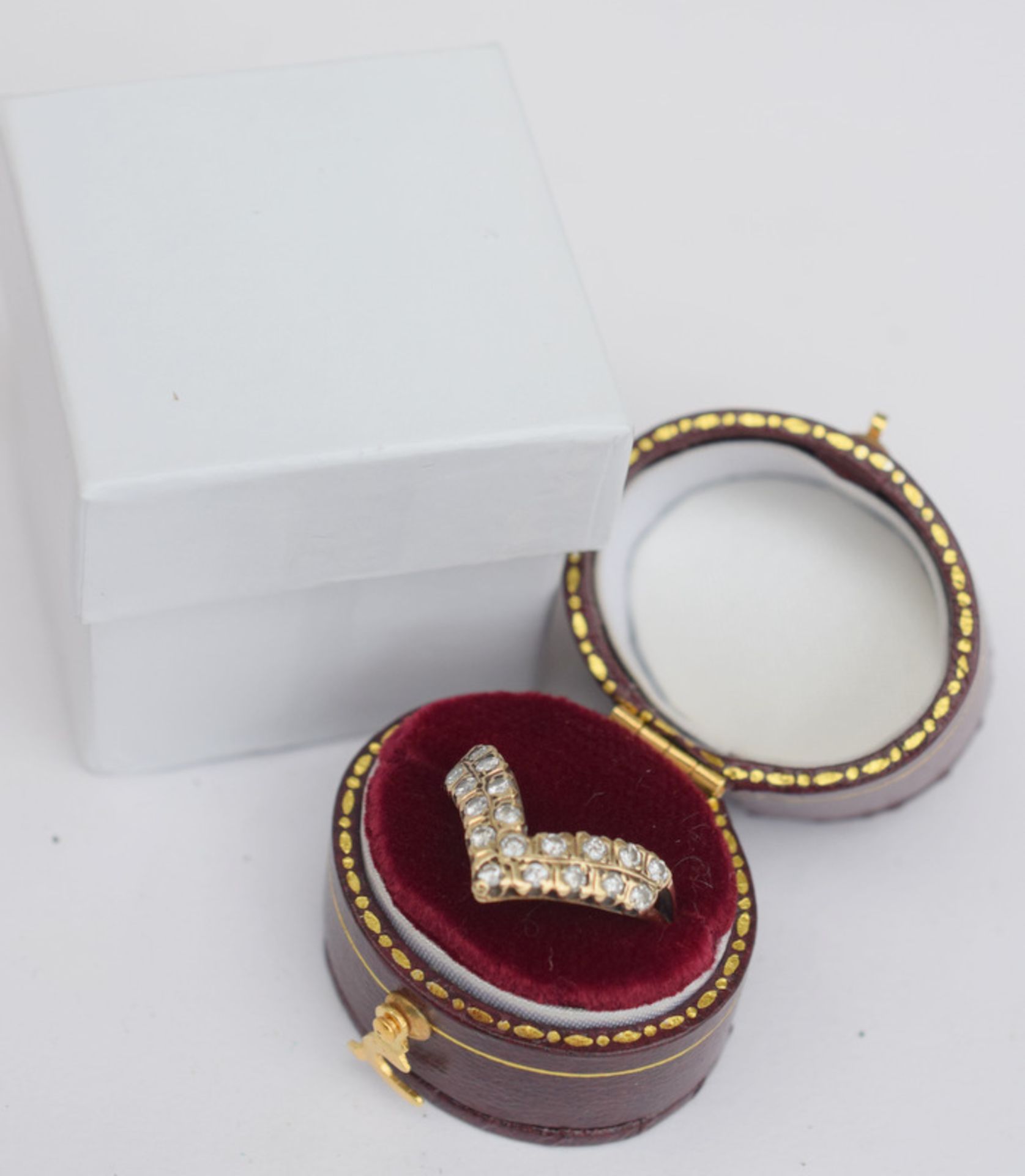 Ladies 9ct Gold Wishbone Ring Set With 18 Diamonds