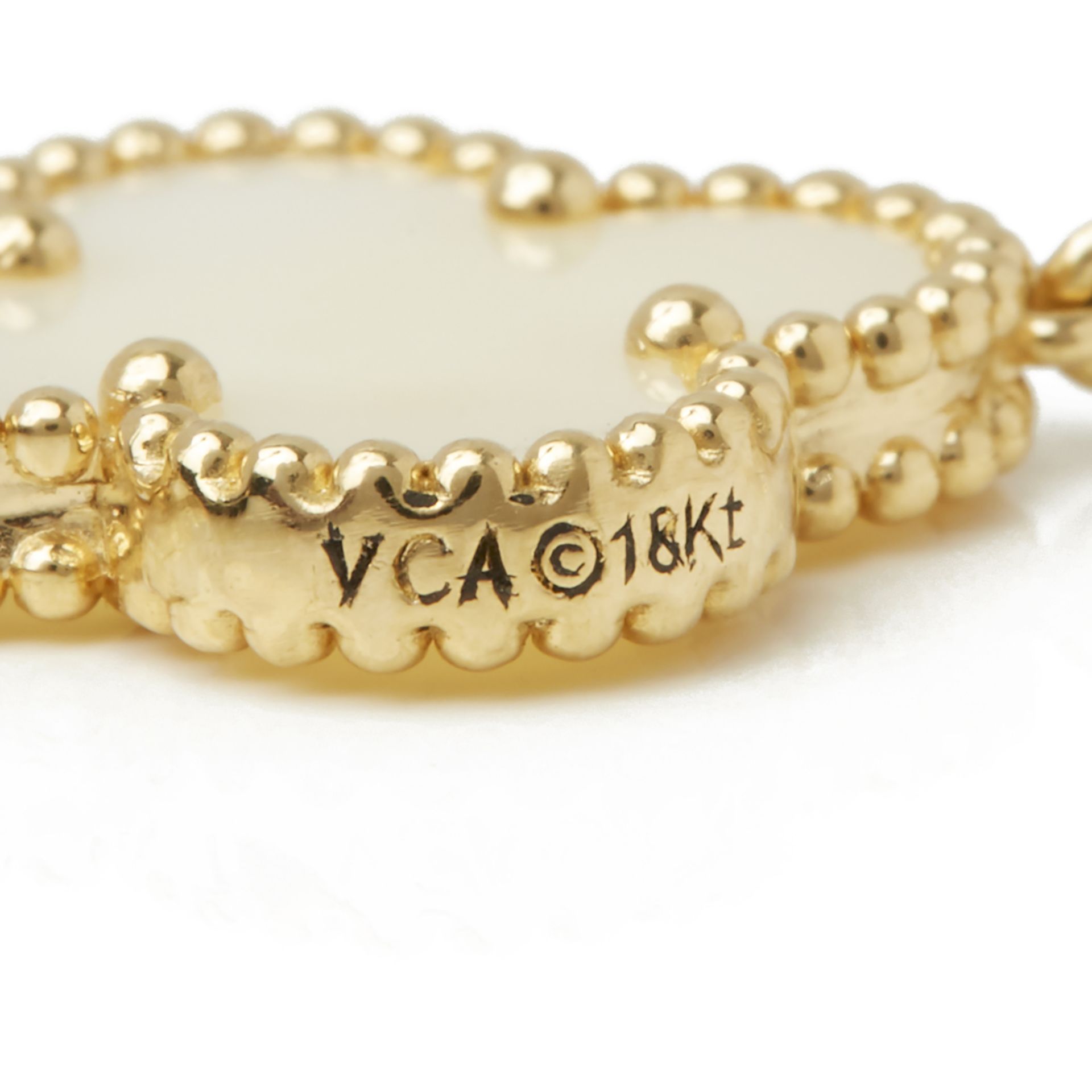 Van Cleef & Arpels 18k Yellow Gold White Coral 20 Motif Vintage Alhambra Necklace - Image 3 of 7