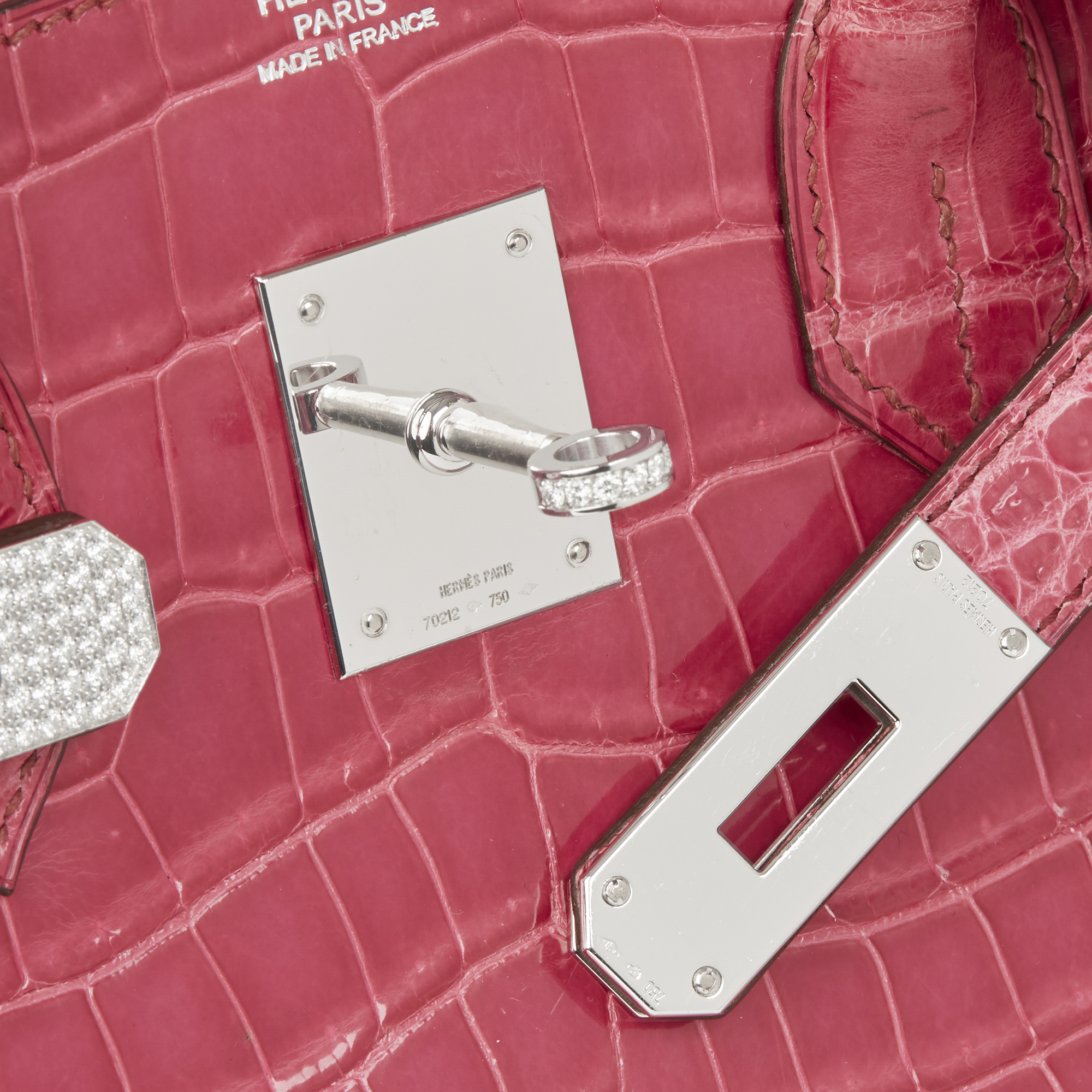 Hermés Fuschia Shiny Porosus Crocodile Leather 'Diamond' Birkin 30cm - Image 4 of 10