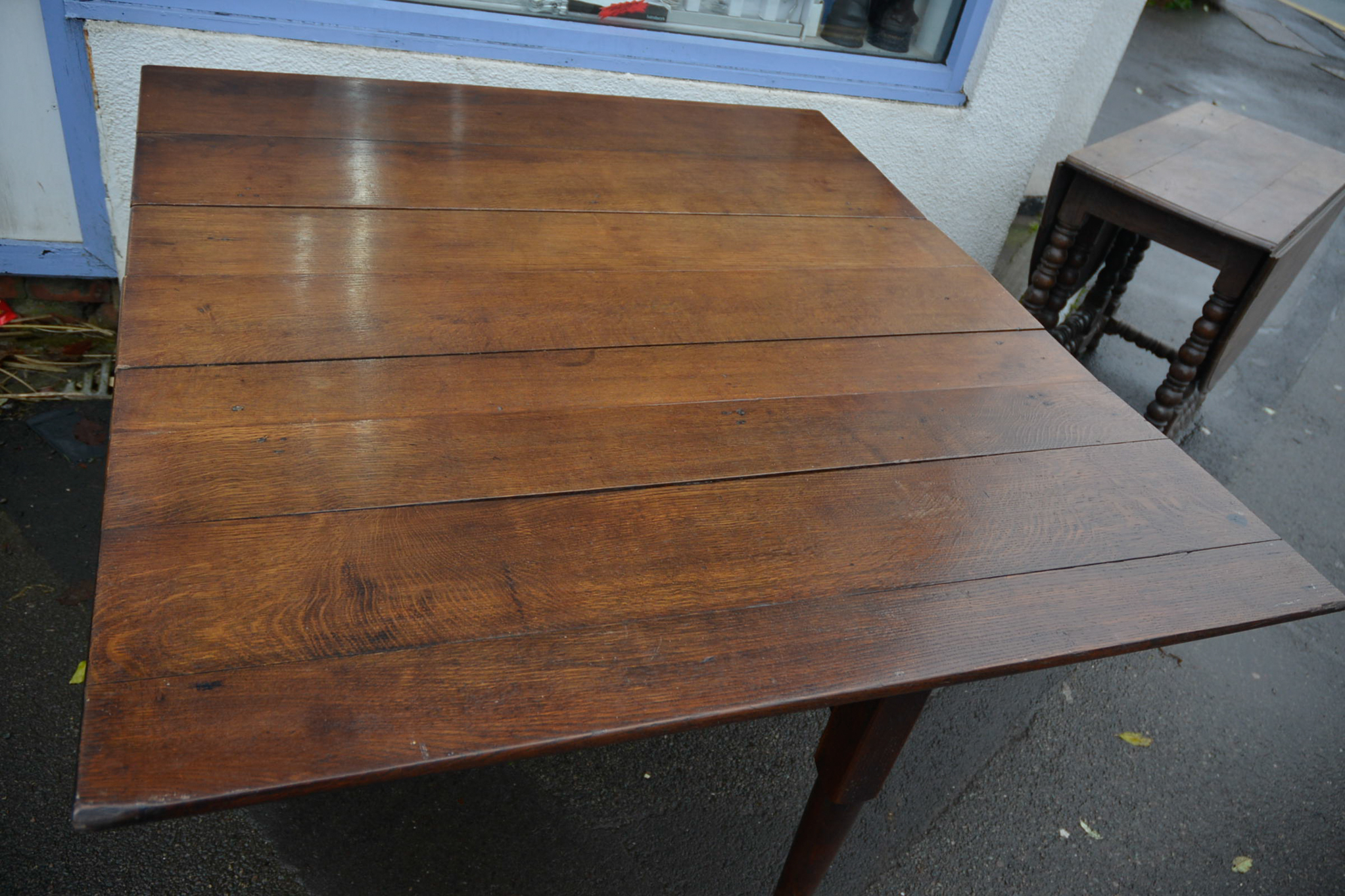 19Th Century Georgian Estate Built Oak Drop-Leaf Table.