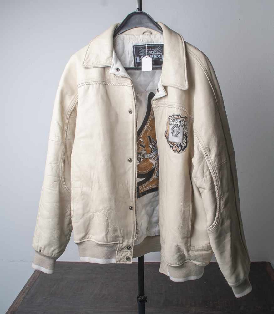 Vintage-Lederjacke, Avirex, Flieger, crèmeweiß/weiß. Gambler's Club, King Casino. Gr.XXXL, - Bild 2 aus 2