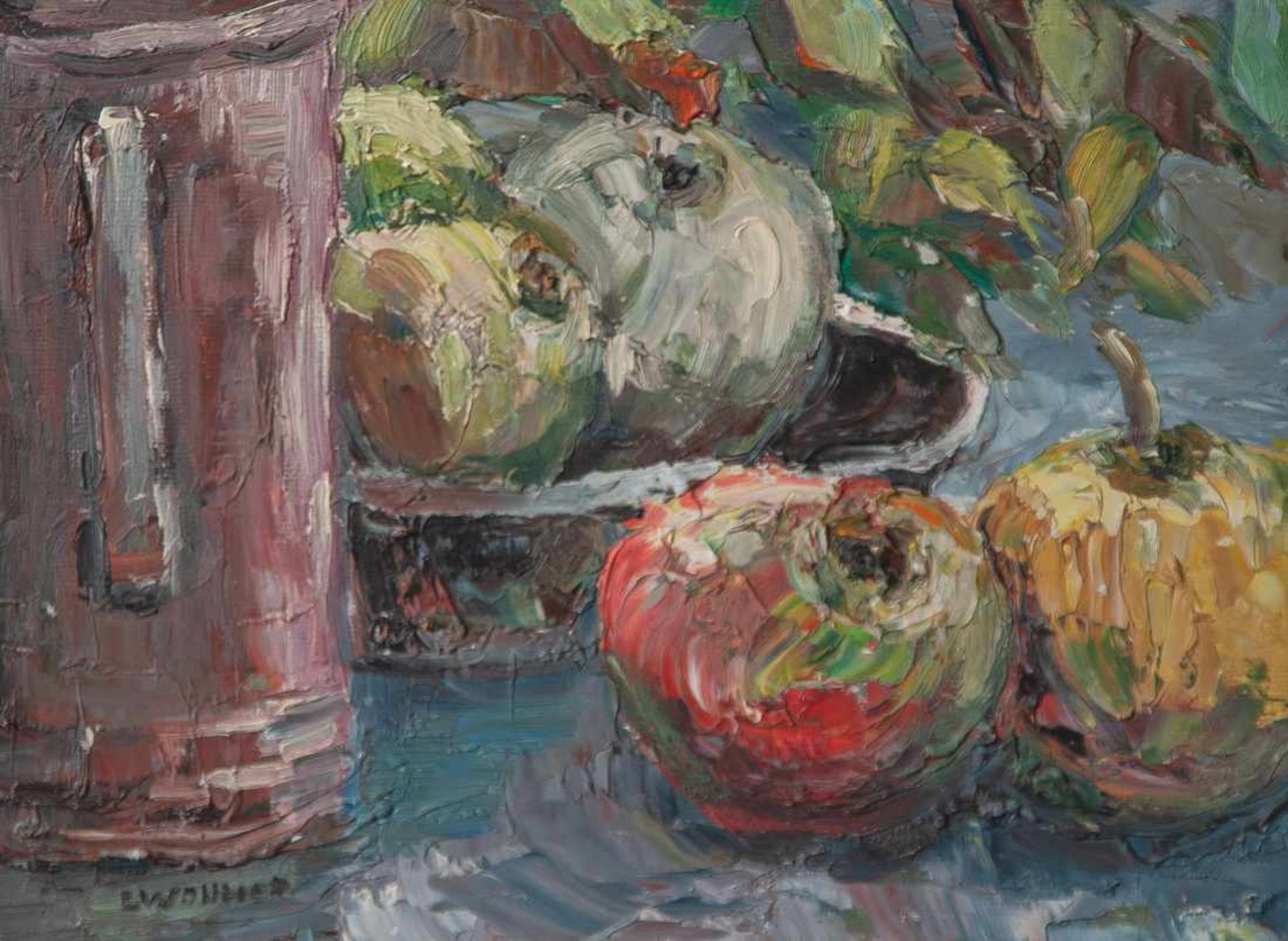 Wollbrett, Leonore (20. Jahrhundert), Stillleben mit Äpfeln und Schenkkanne, Öl/Malkarton,li. u.