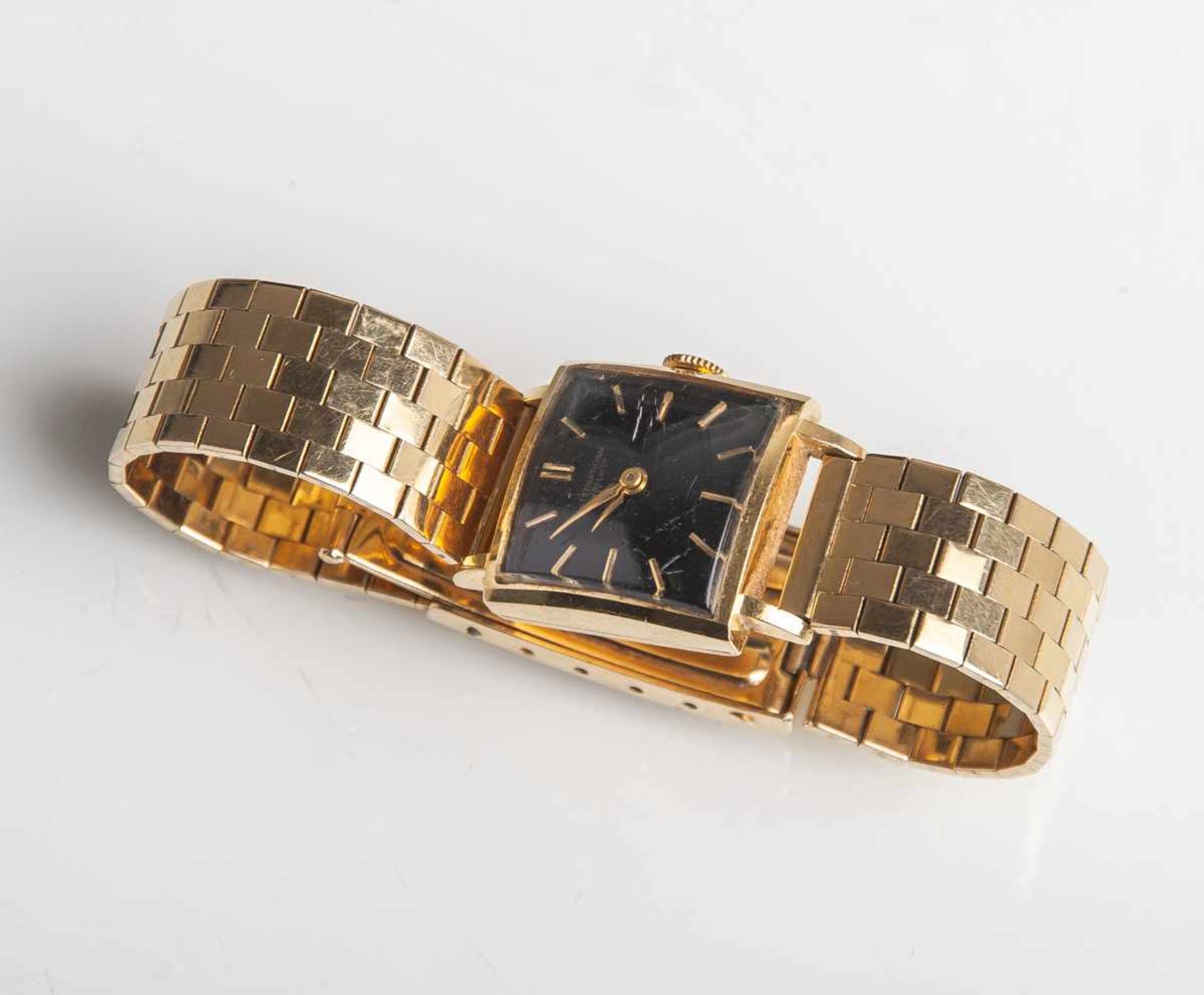 Damenarmbanduhr, International Watch Co., IWC Schaffhausen, Gelbgold 750, quadratischesUhrengehäuse,