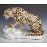 Leopard auf Sockel (Keramikfigur, 1920er Jahre), US Hersteller bez. Sontag & Söhne(Geiersthal), im