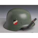 Deutscher Stahlhelm Heer (2. WK), Ringbördelung nach innen, original Innenleder u.Kinnriehmen,