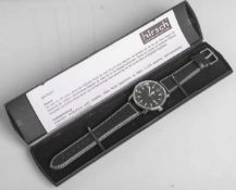 Herrenarmbanduhr (Hans Hirsch Sky Pilot), ungetragen in Original Box.