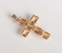 Kreuzanhänger, Gelbgold 333, ausgefasst mit 6 Citrinen im Oktagonschliff, je ca. 8 x 6 x 4mm, L. ca.